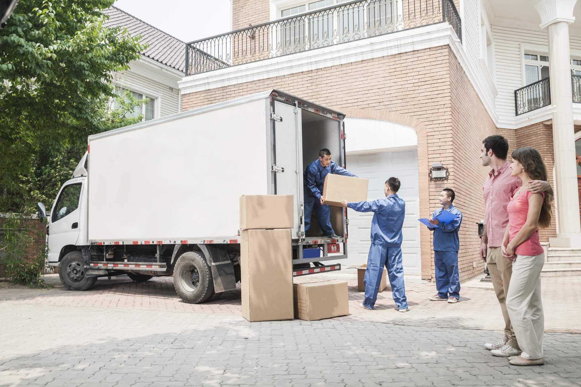 Mudanzas González recibe reseñas muy positivas por la implicación y calidad de sus servicios de mudanzas en Barcelona