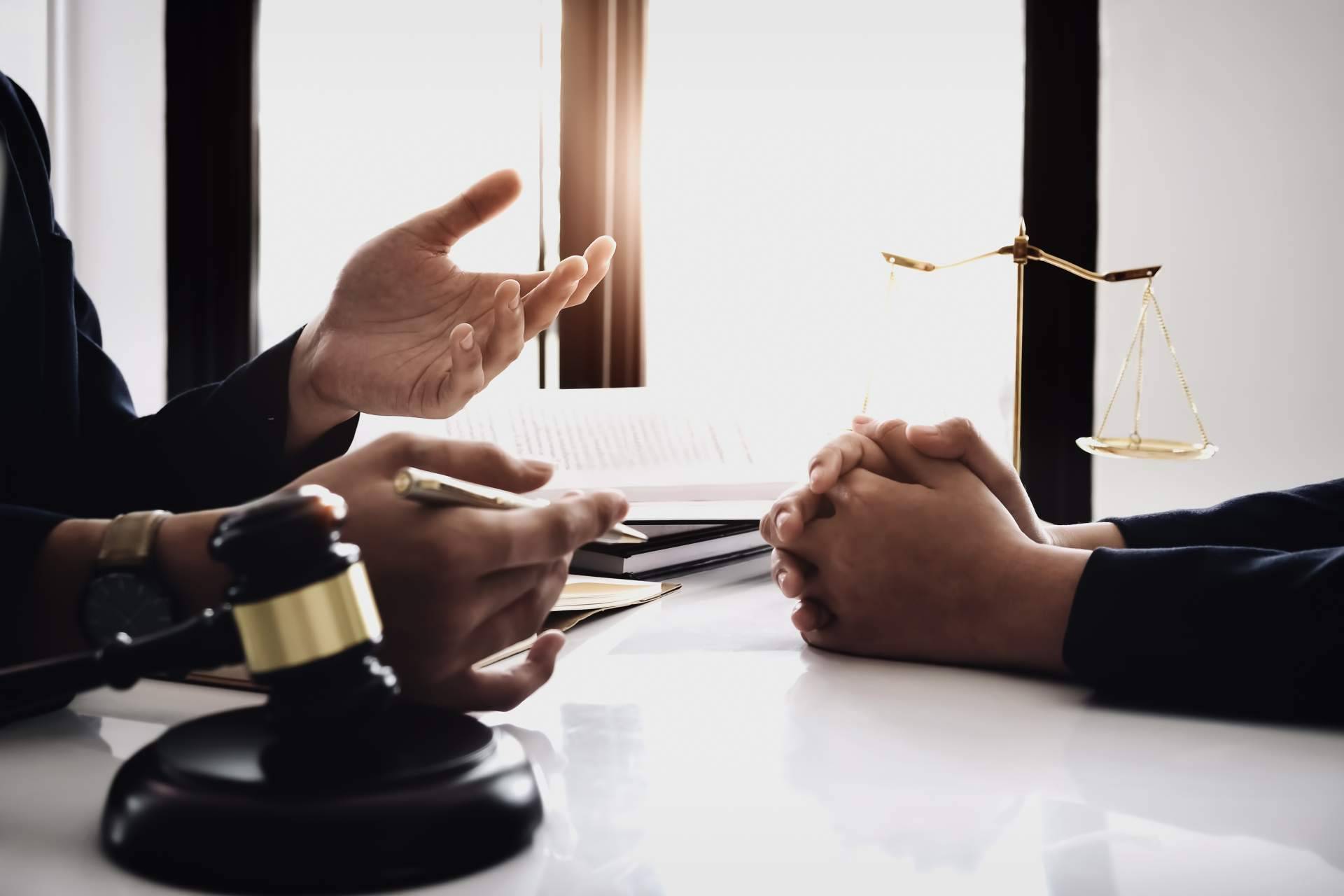 Català Reinón Abogados explica que si una empresa está en crisis, puede interponer un concurso de acreedores