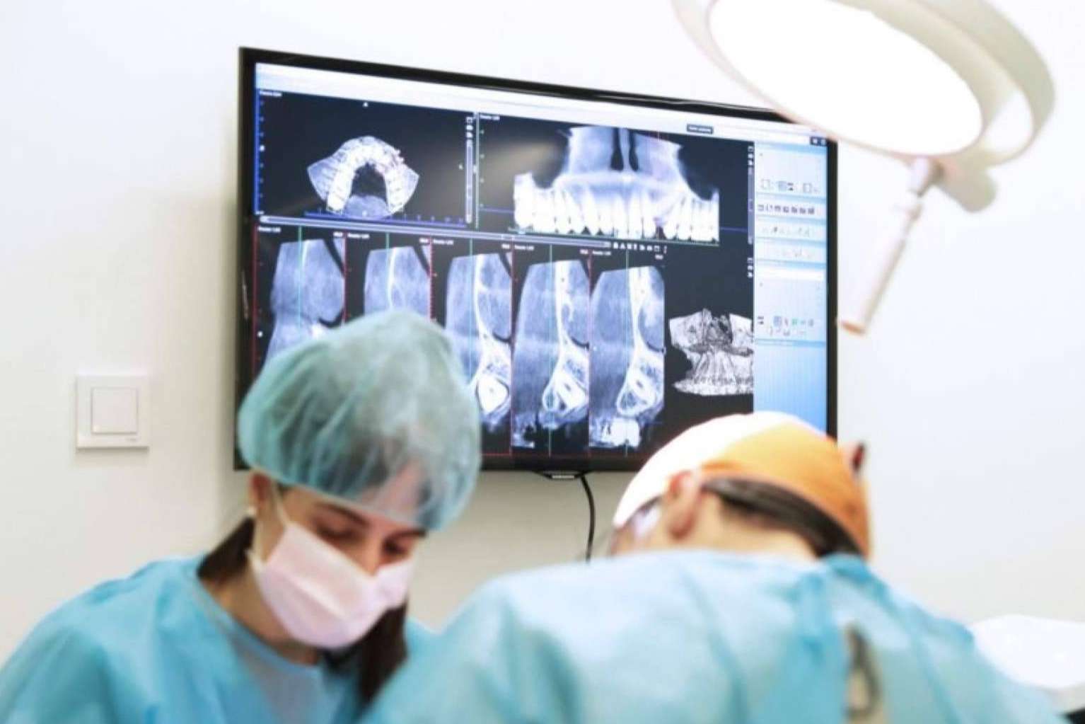 Elevación de seno maxilar en la Clínica Dental Ruiz de Gopegui