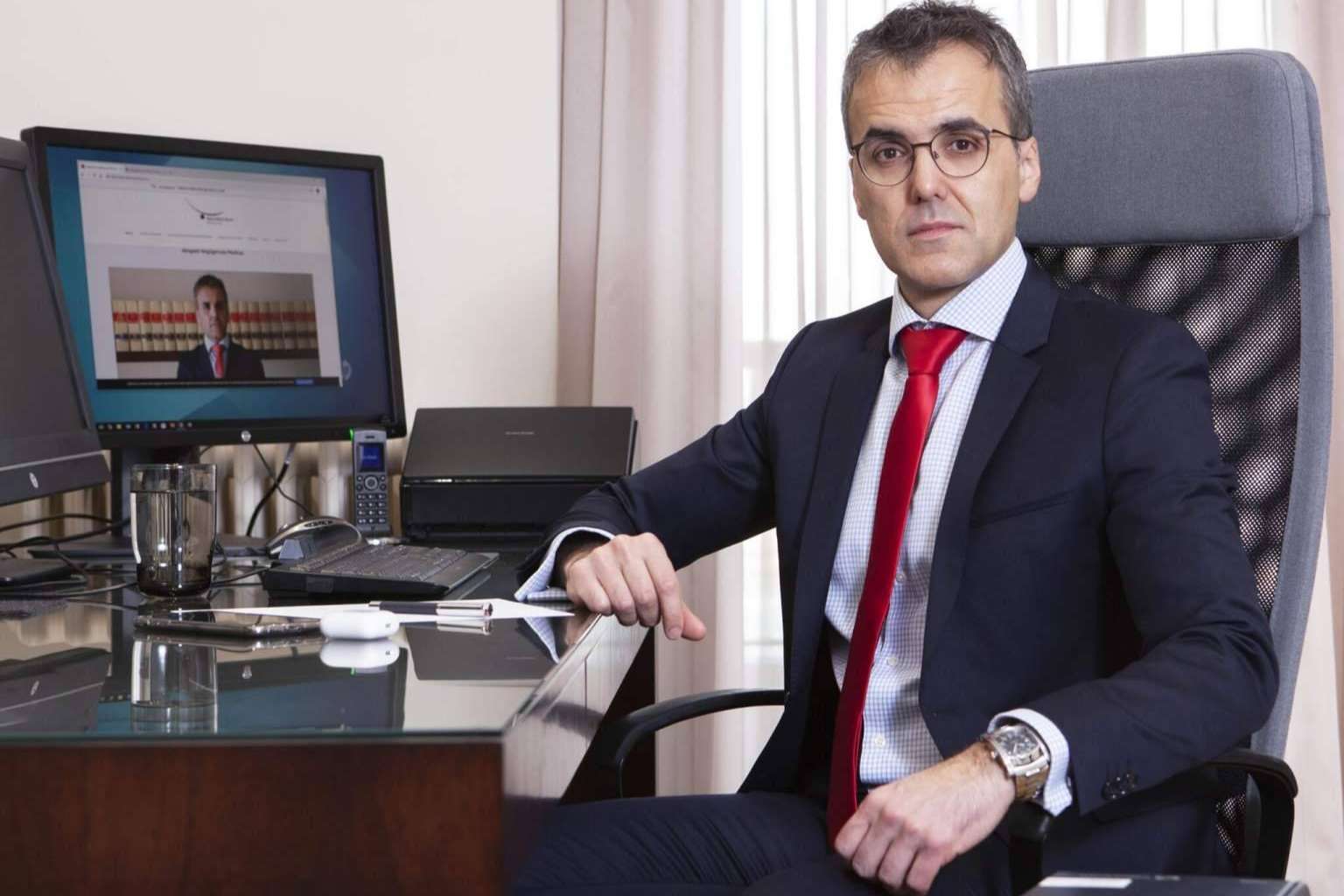 El abogado Rafael Martín Bueno explica por qué es importante contar con un abogado especialista en negligencias médicas