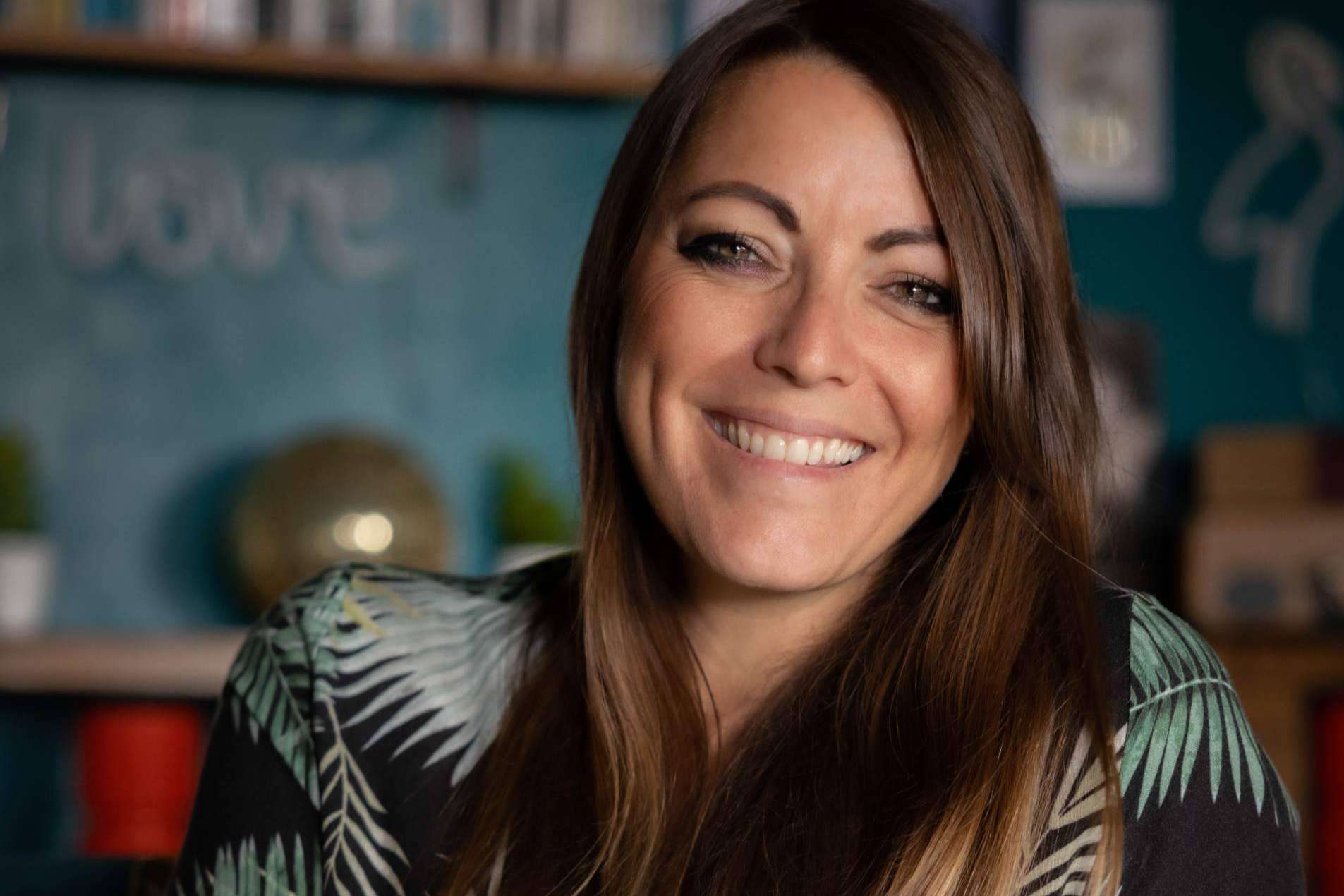 ¿Cómo es el proceso de feminización de la voz en personas transformistas con Mariela Astudillo?