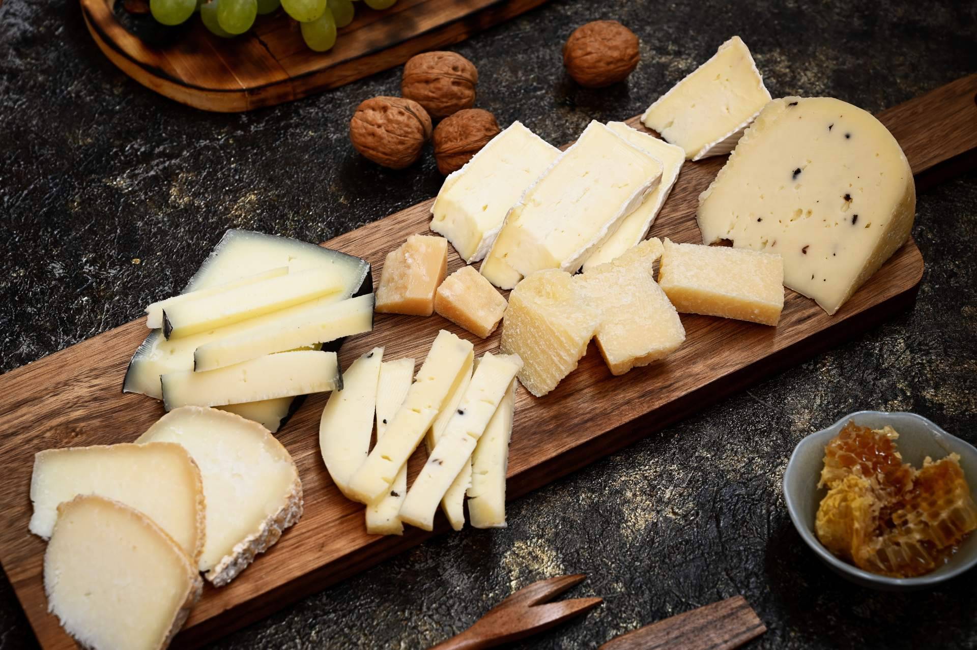 Sabores de Tallante, una quesería artesana española galardonada por sus quesos de cabra artesanos