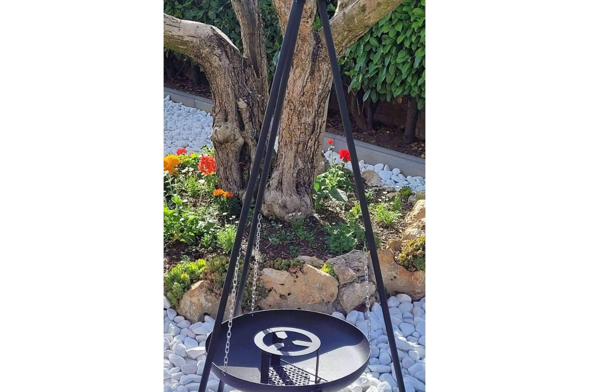 Los braseros de jardín de Gaudir amb Foc permiten disfrutar del exterior del hogar también en invierno