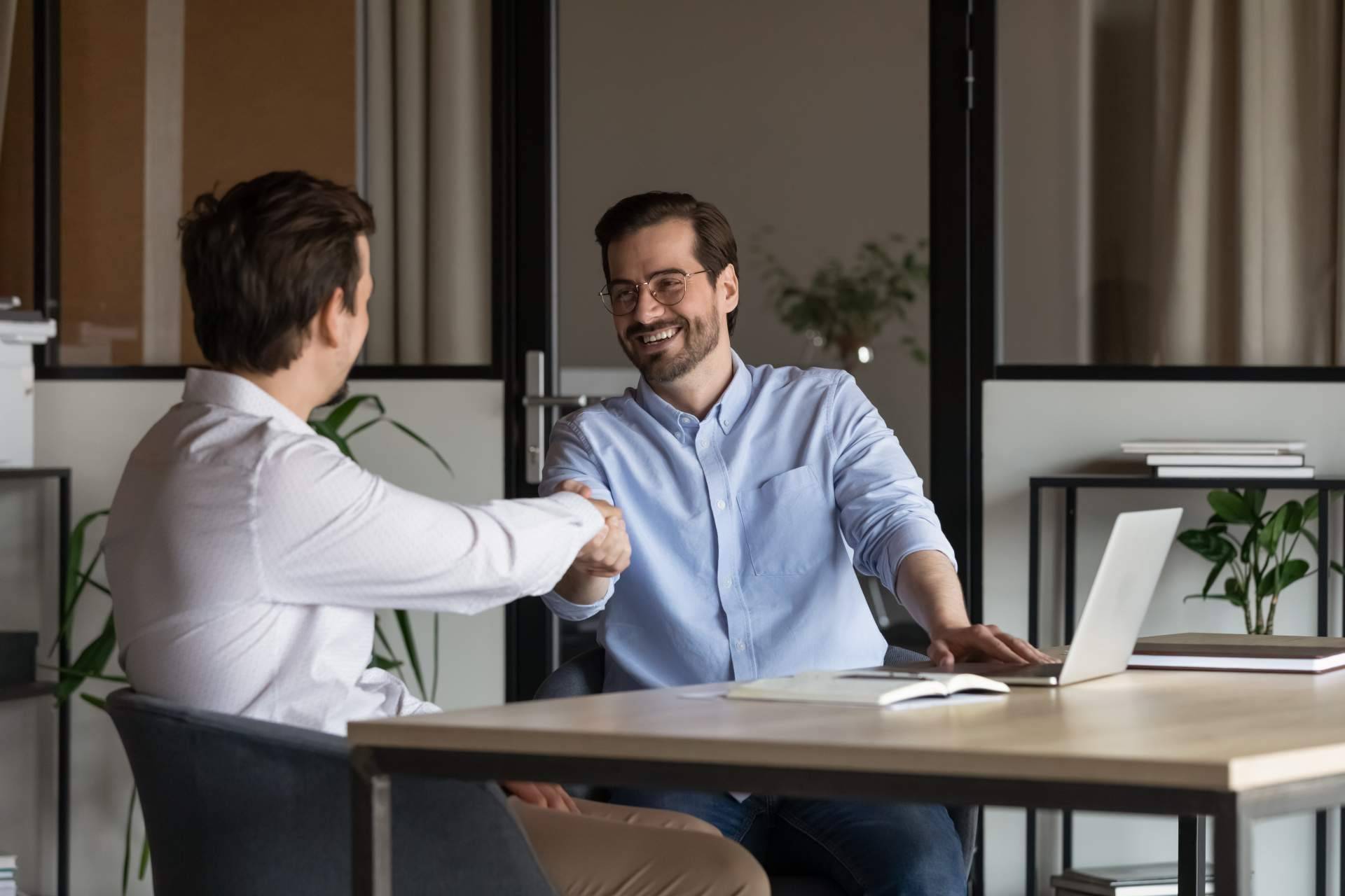 Las ventajas de hacer un curso de agente inmobiliario con Surge