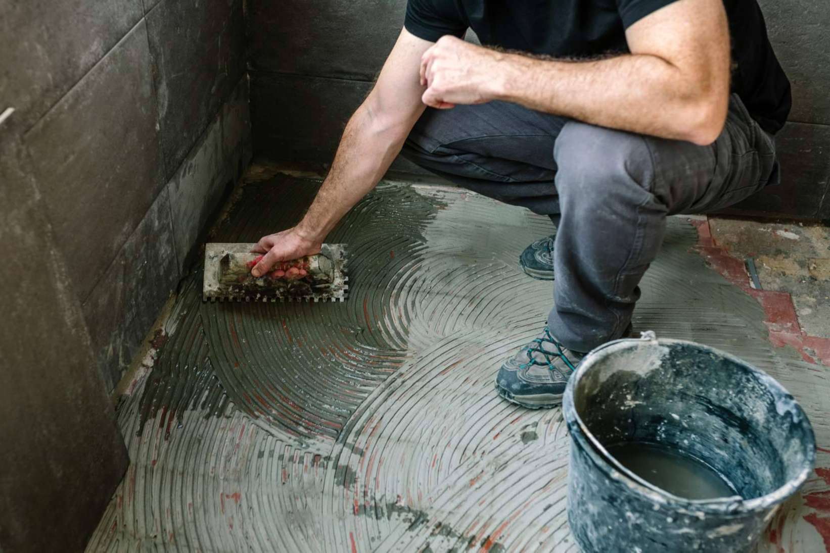 Motivos por los que contratar servicios para reformas a través de Modernizalo