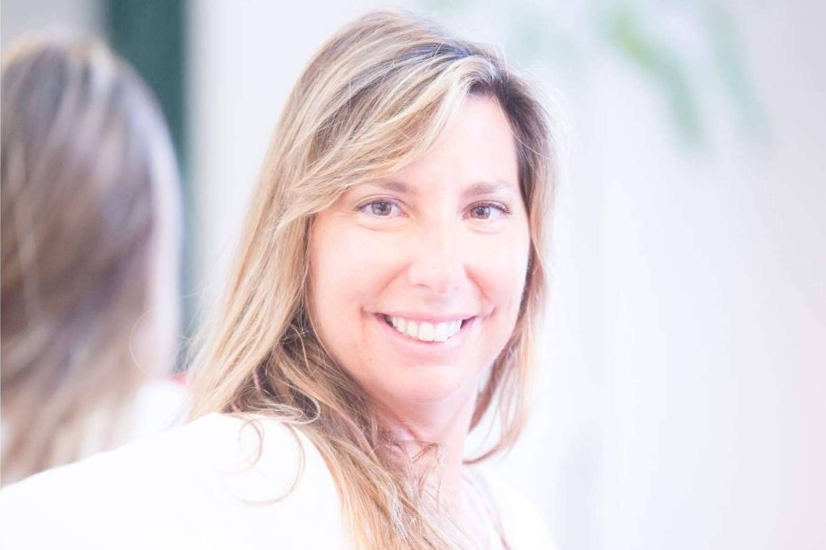 El puesto de community manager sanitario es una nueva profesión requerida por farmacias y clínicas