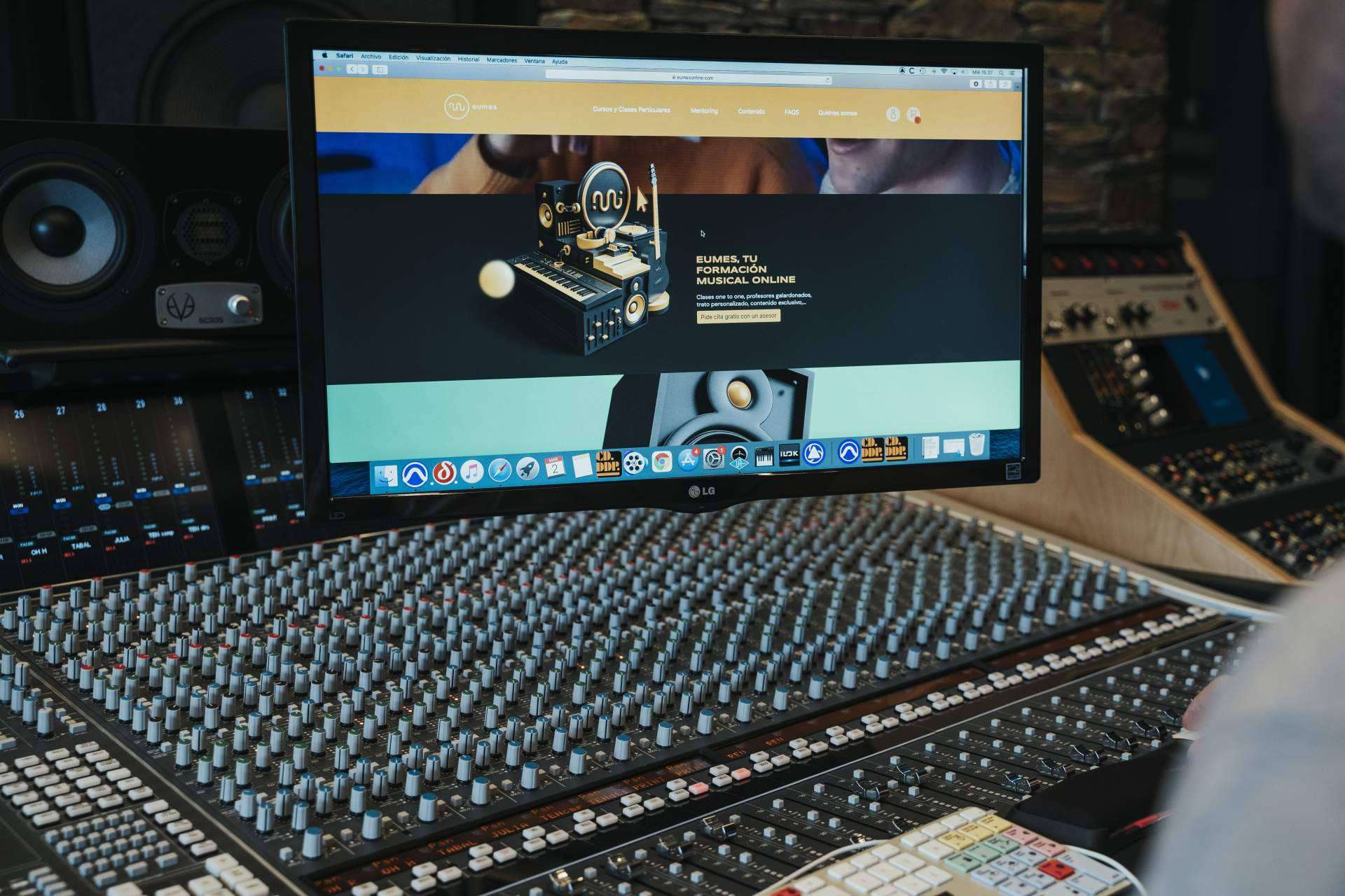 Ventajas de la formación musical online, por EUMES