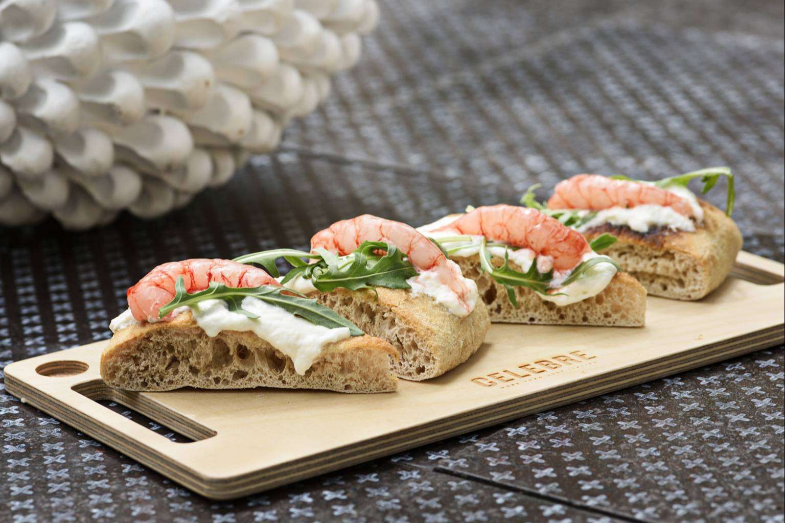 La amplia oferta de aperitivo italiano que ofrece Celebre