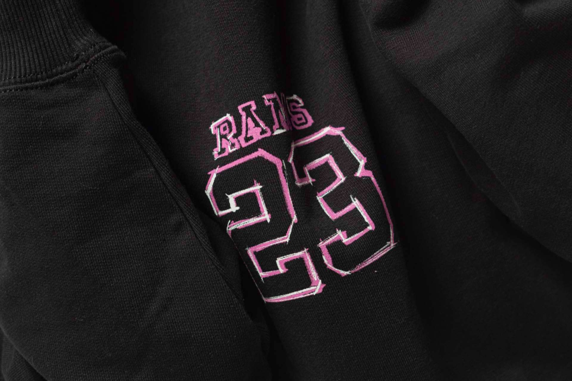 Vestir siguiendo el oversize style, con las prendas de Rams 23