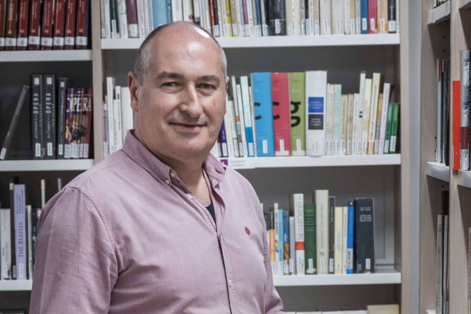 Toni Traveria escribe un libro de empresa escrito para preservar y poner en valor el legado de la compañía