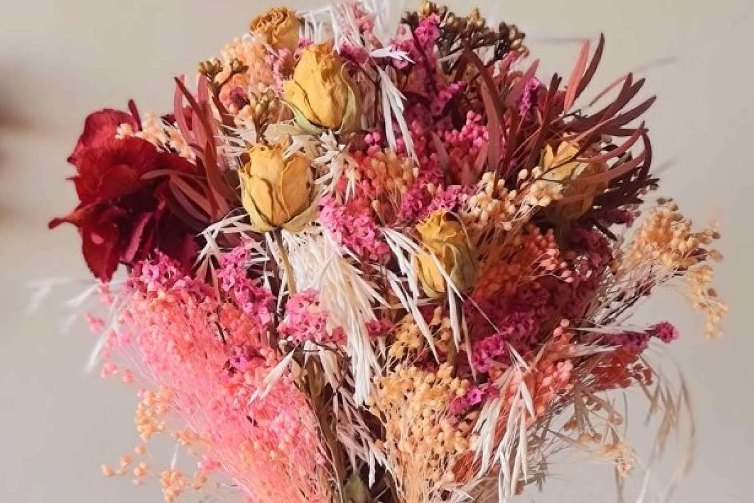 Con las flores preservadas de Flores Akita, el amor dura para siempre