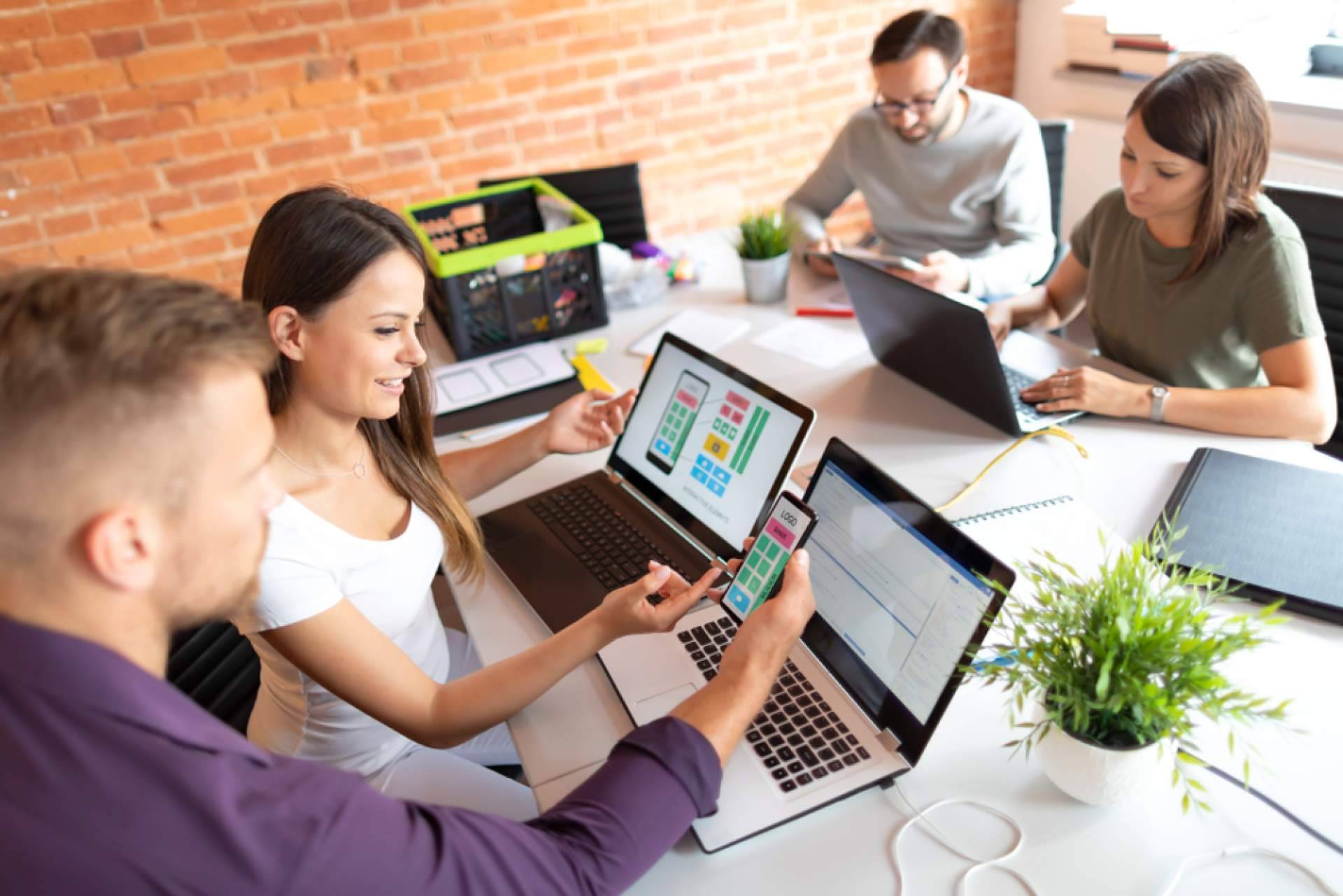Soluciones para empresas que quieran desarrollar apps o herramientas para su negocio, con Emvipy