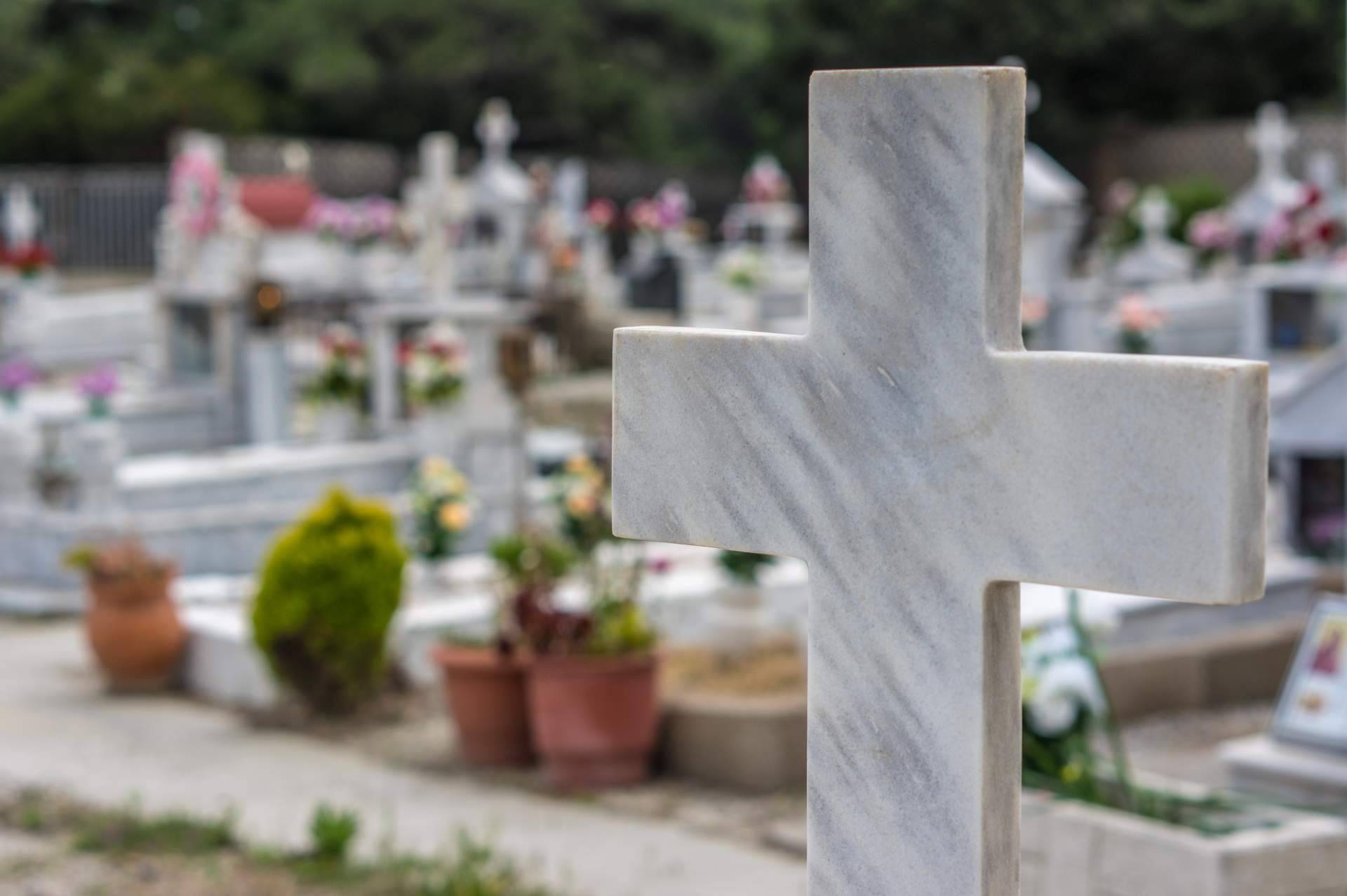 Funeraria Central de Moraleja ofrece un servicio de funeraria íntegro a disposición de las familias