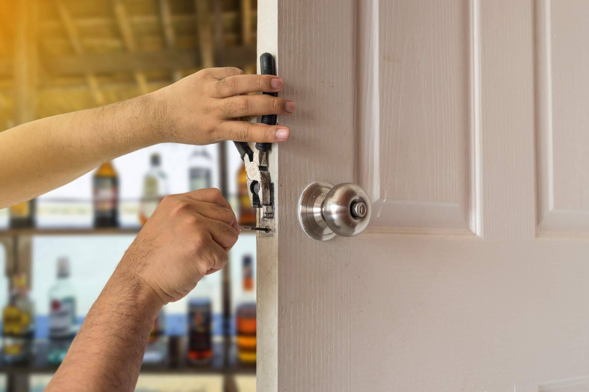 ¿Dónde encontrar servicios de cerrajeros en Alicante? Soluciones González