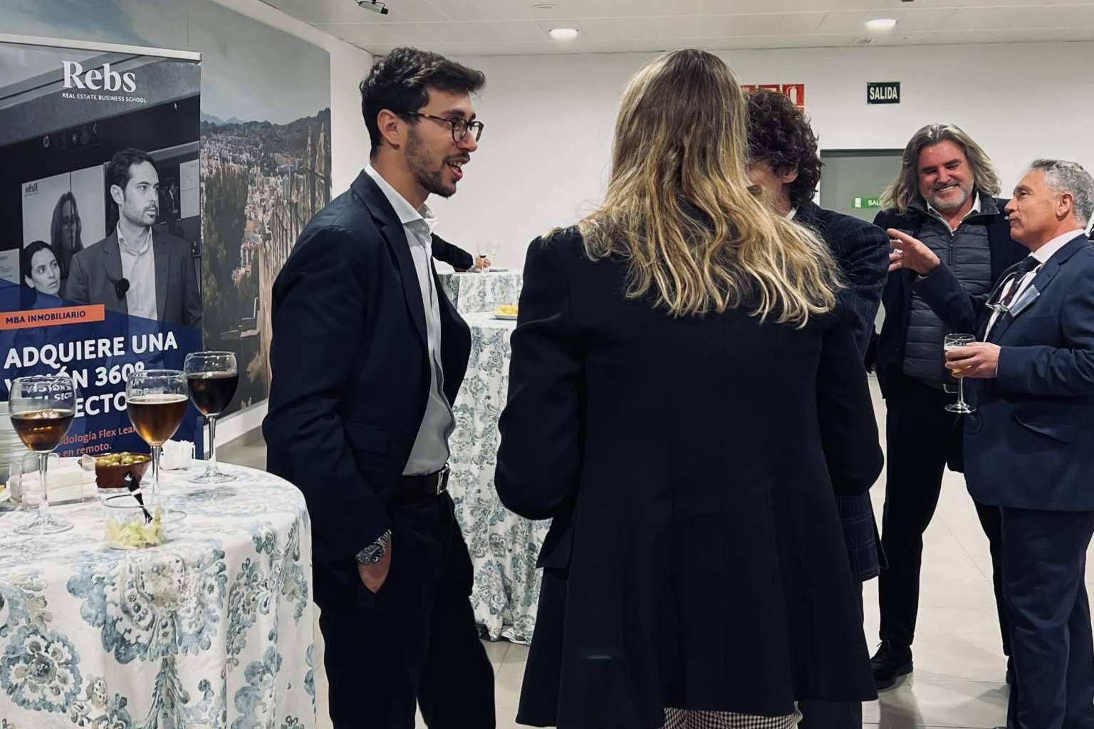 Motivos por los que estudiar para ser experto en desarrollos inmobiliarios, por Real Estate Business School