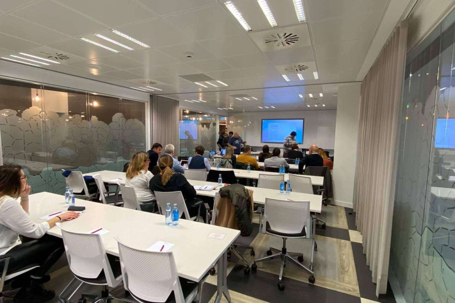 Hacer despegar una franquicia inmobiliaria con la formación continuada de Best House