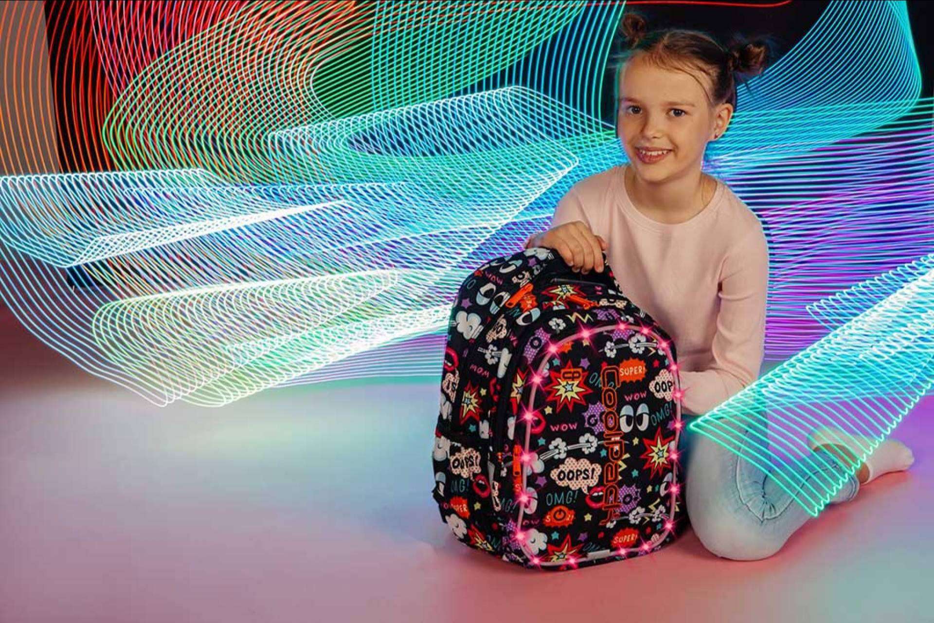 CoolPack pone a disposición mochilas LED que ofrecen diversión y seguridad