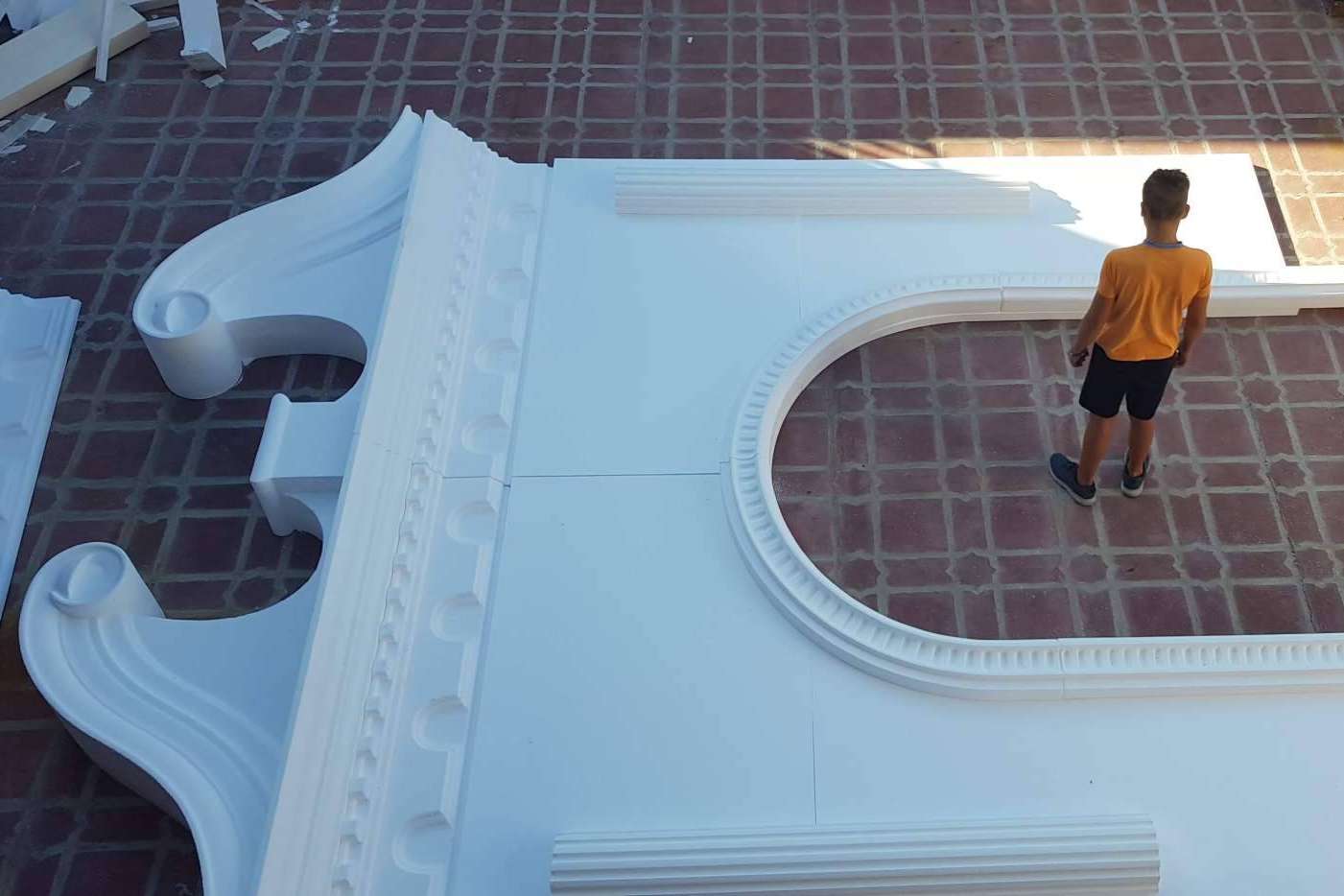 El catálogo de recercados de ventanas y molduras para fachadas, Sumiseran