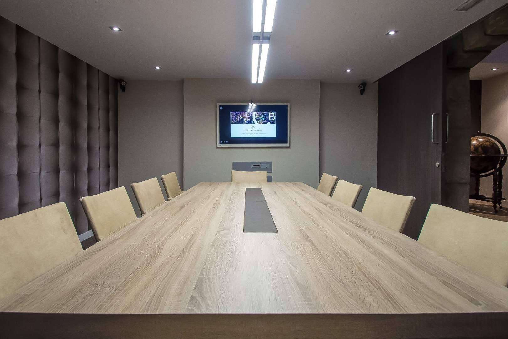Comfort Business ofrece el primer mes gratuito por alquilar durante 6 meses una de sus oficinas modernas y funcionales