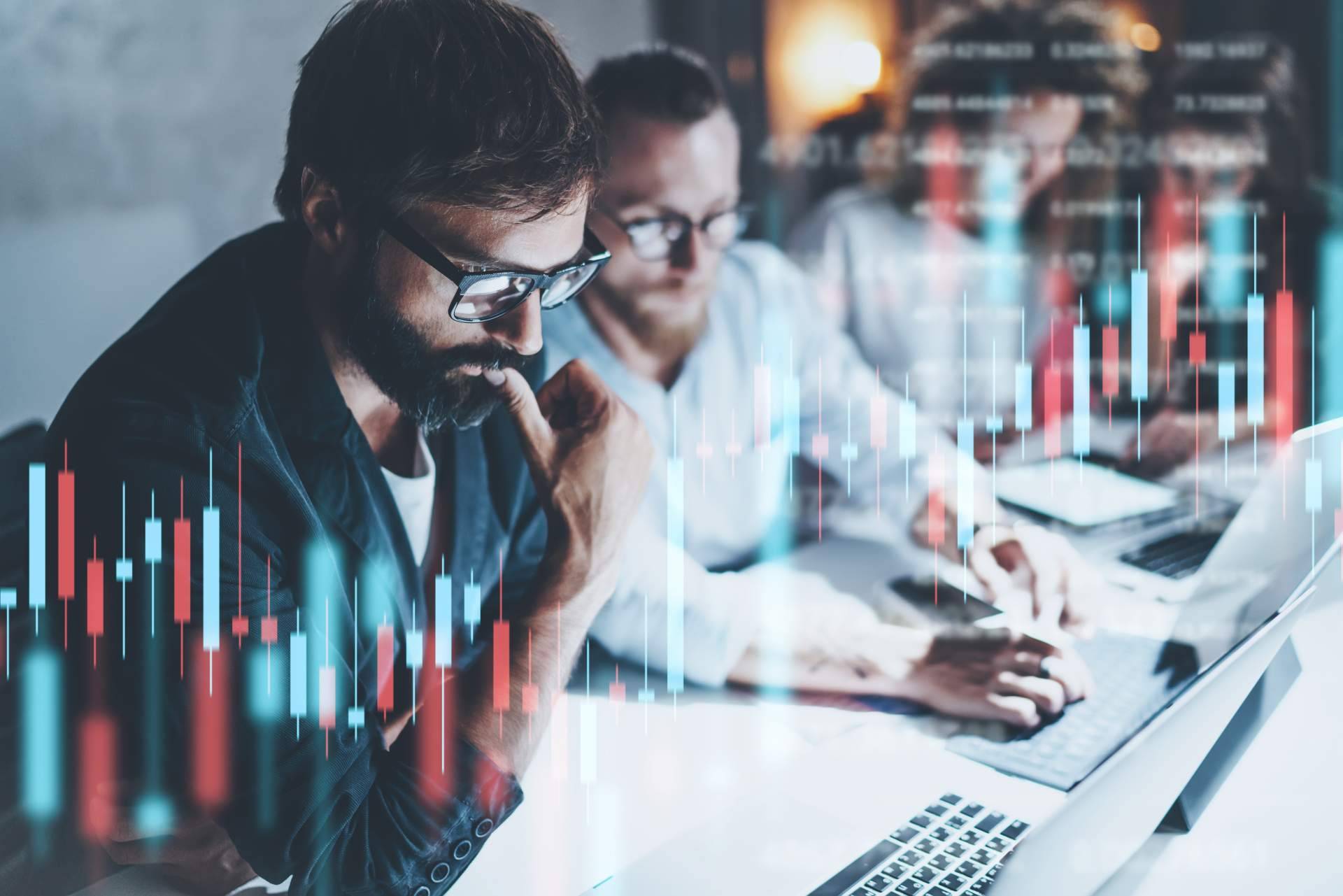 Realizar análisis técnicos de los mercados financieros