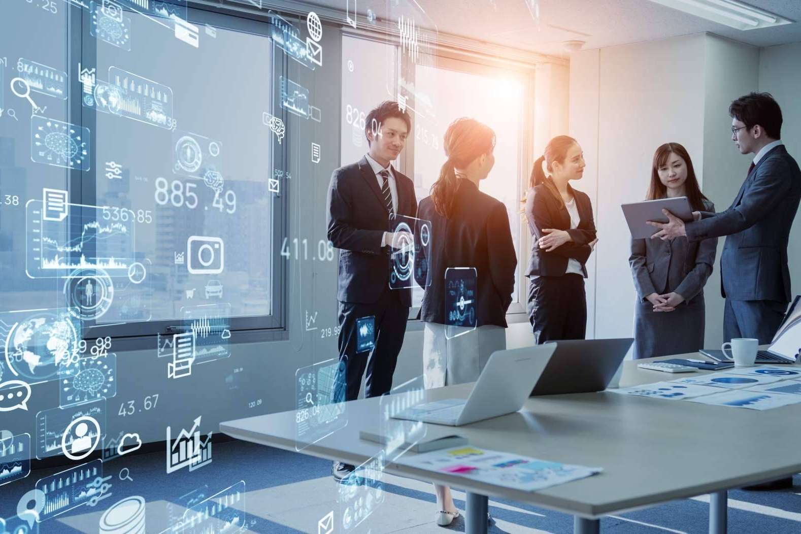 Proyectos personalizados para la transformación digital en las empresas, con NOÁTICA