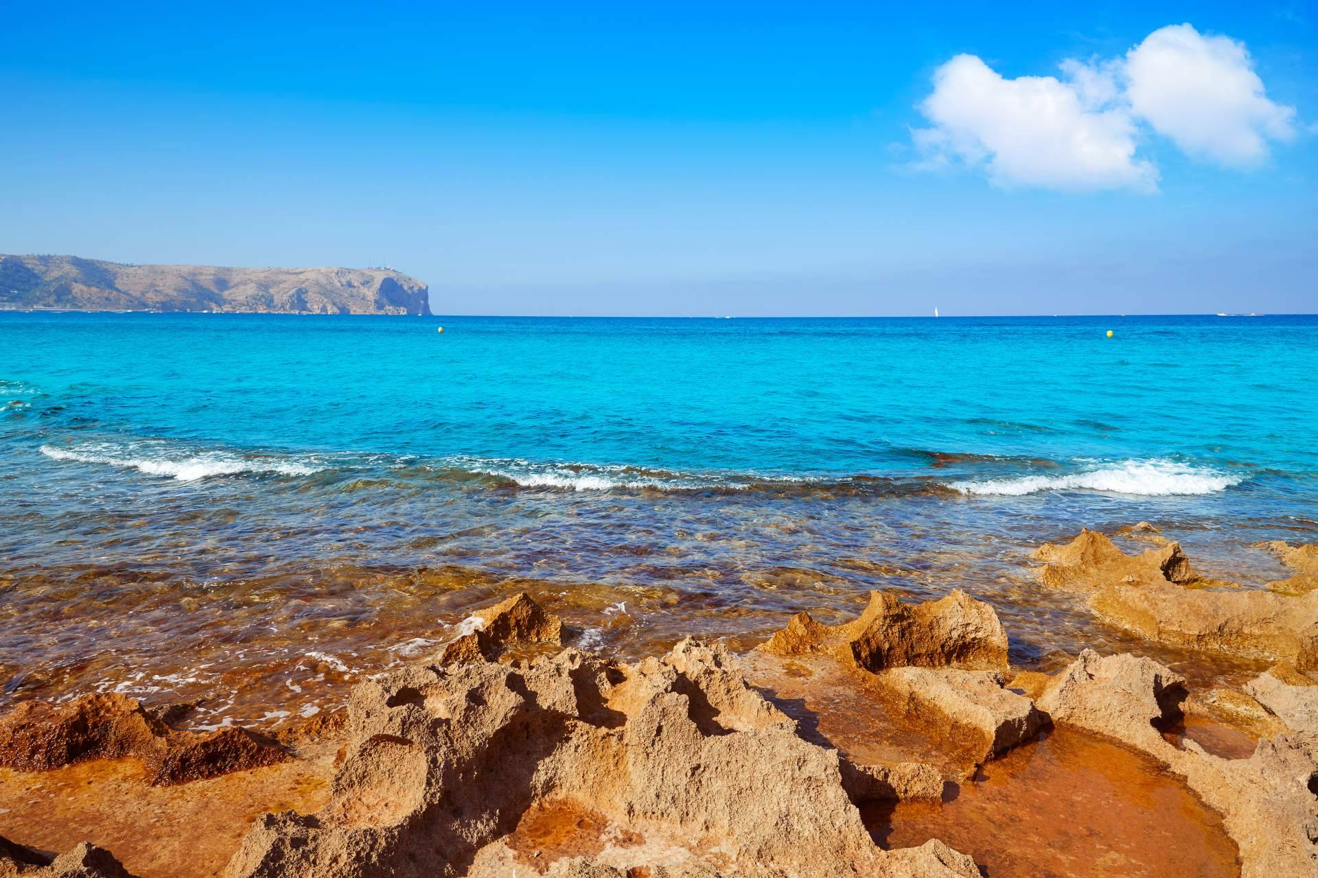 Disfrutar de unas vacaciones en Jávea de la mano de Plusholidays