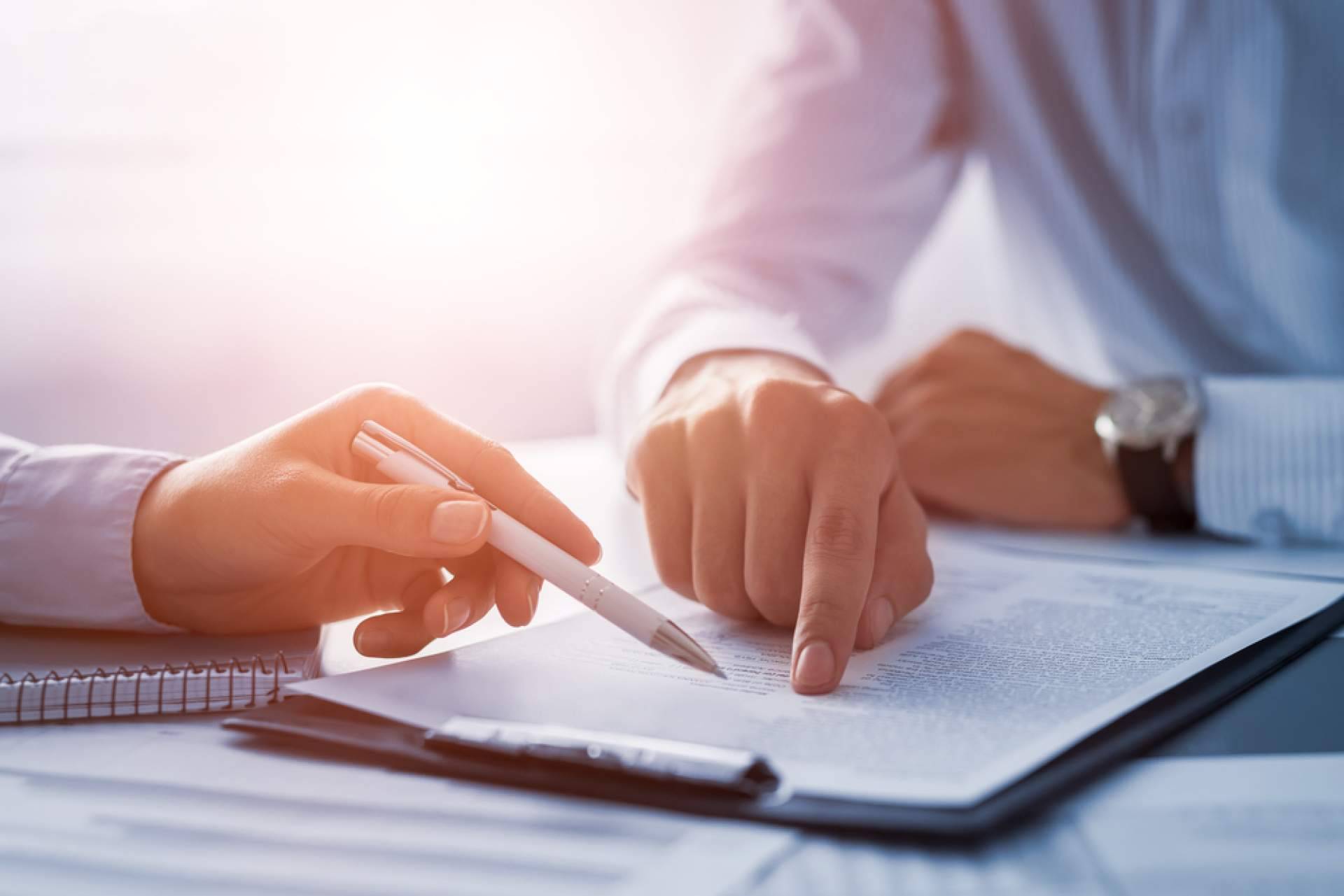 ¿Cómo actuar en caso de un despido improcedente?, según Castaño Asociados