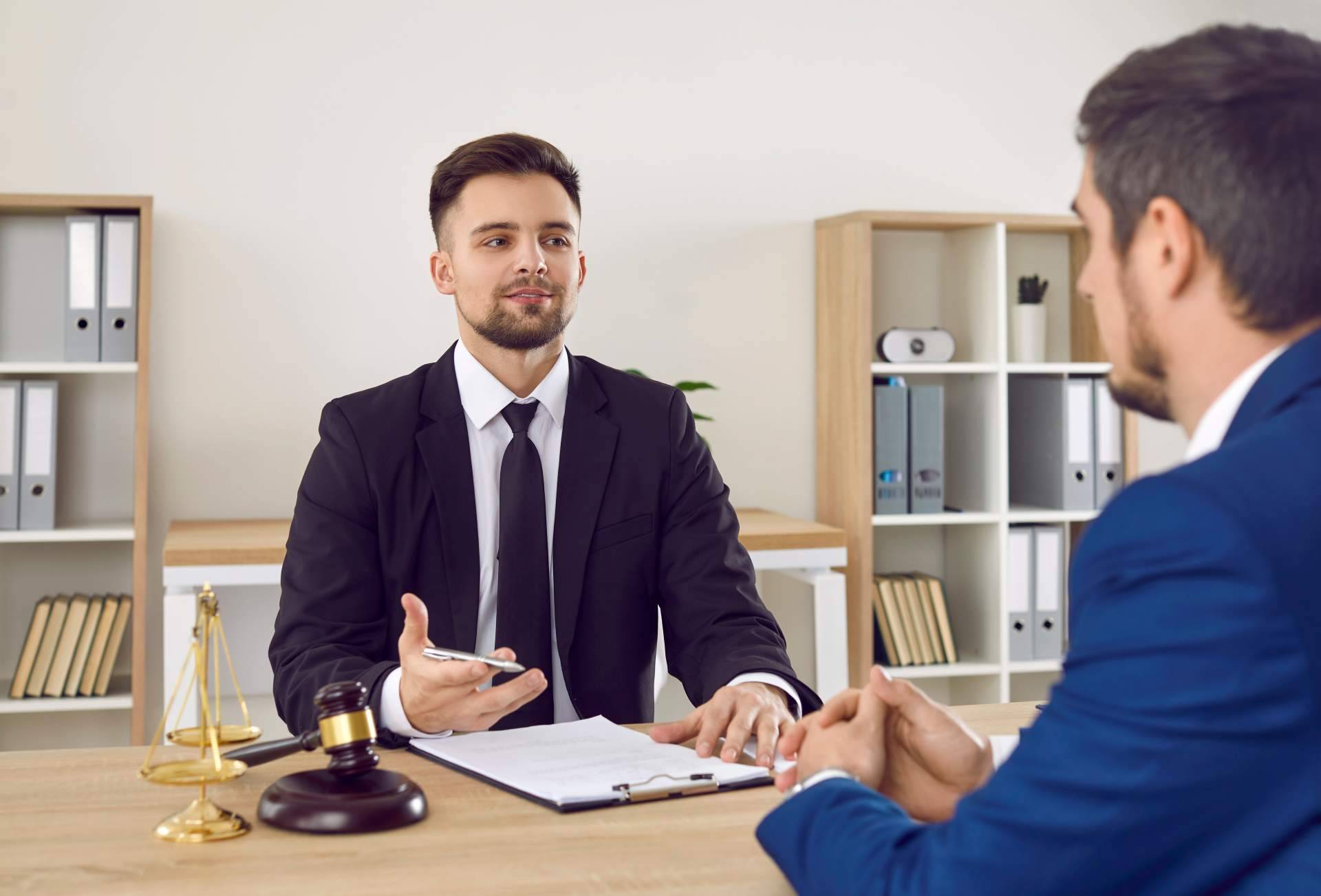 Curso perito judicial de la mano de Surge