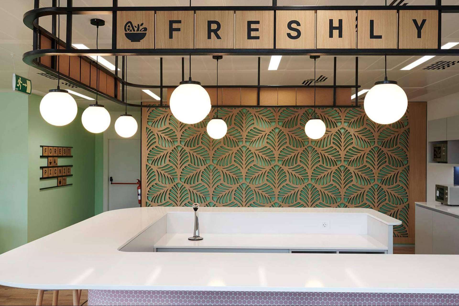 Diseño de interiores sostenible con Mister Karton