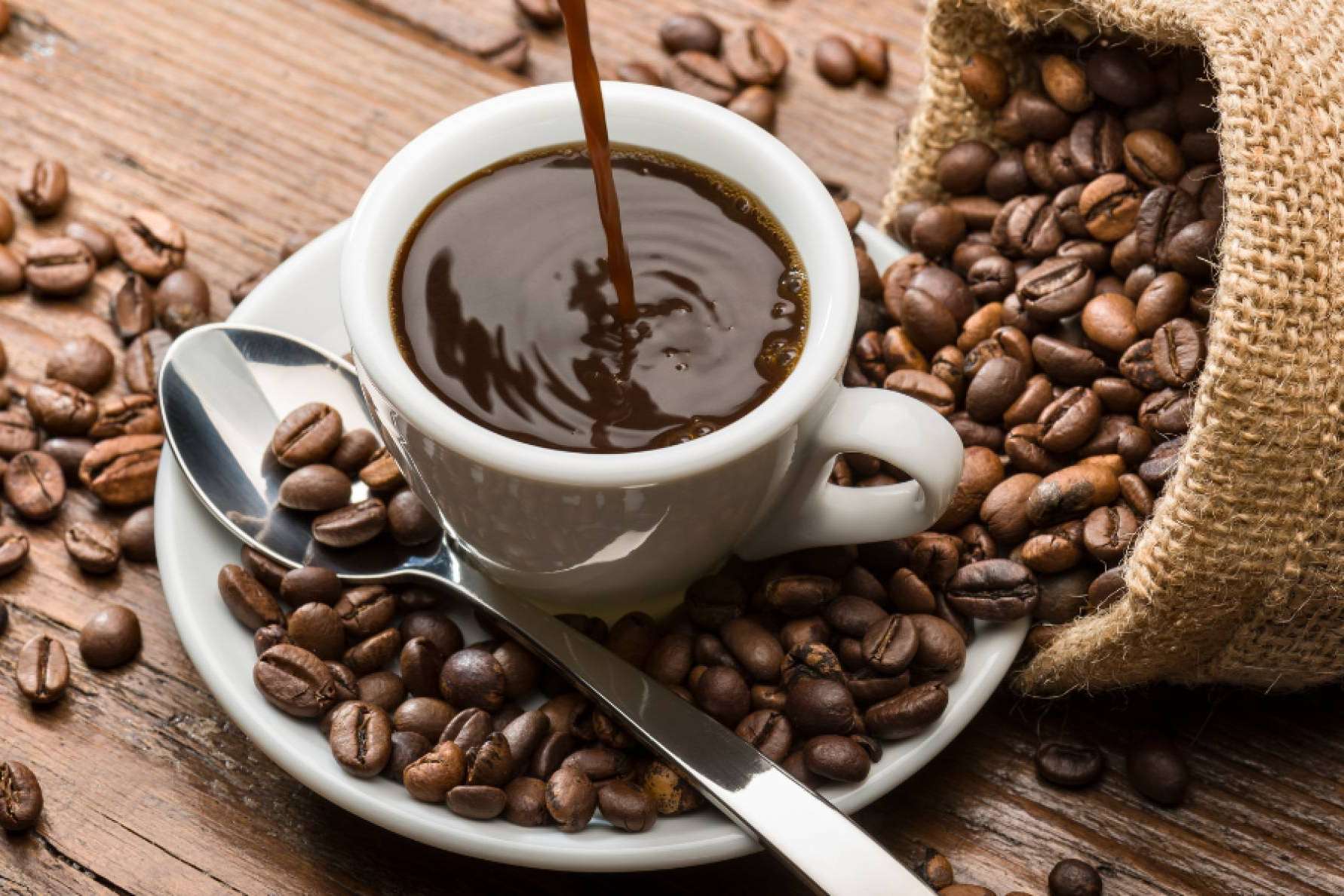 Café en grano natural, molido y en cápsulas de exquisitas propiedades, con Bocca della Verità