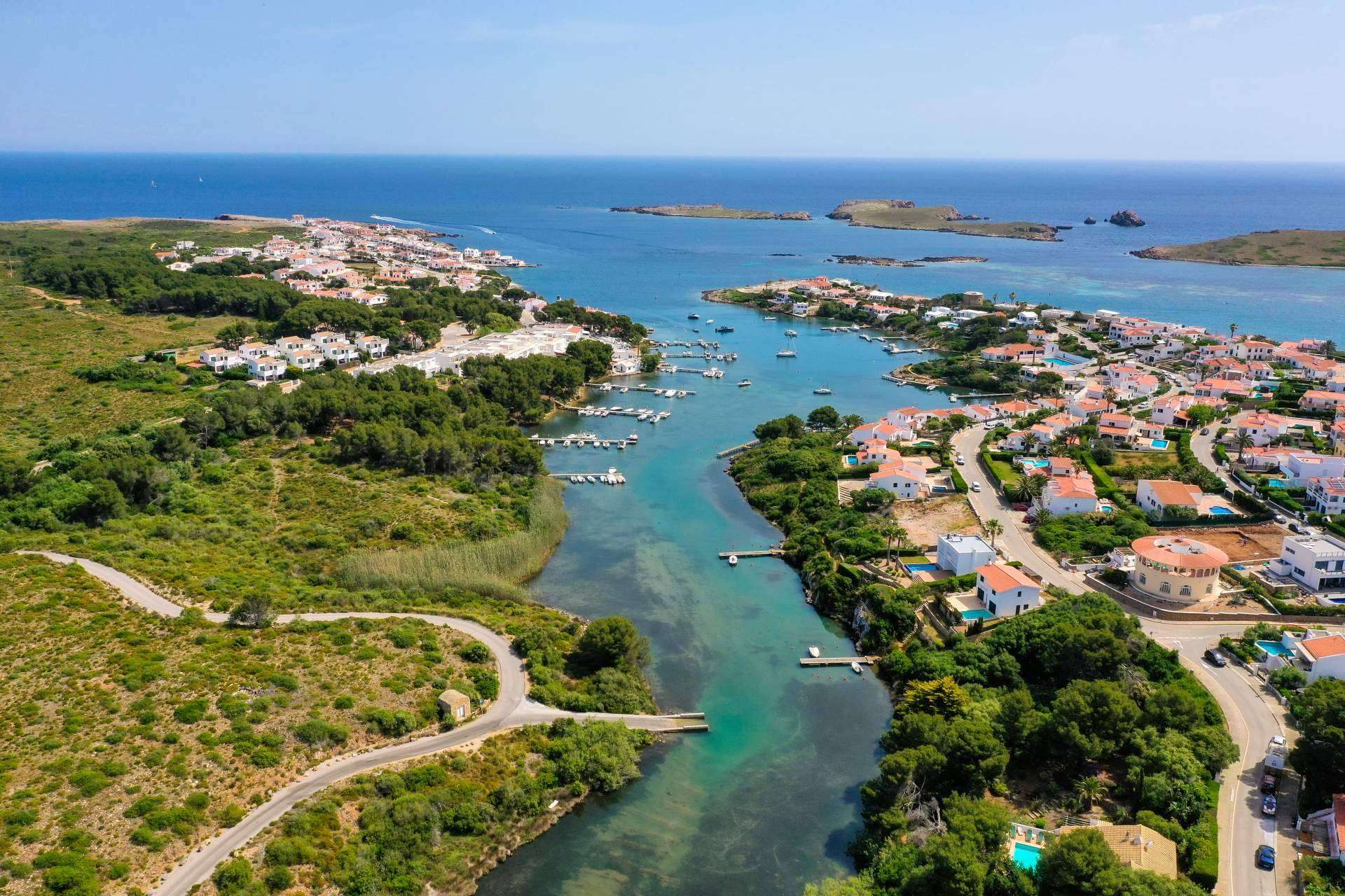Home Menorca es una agencia inmobiliaria de confianza situada en Menorca