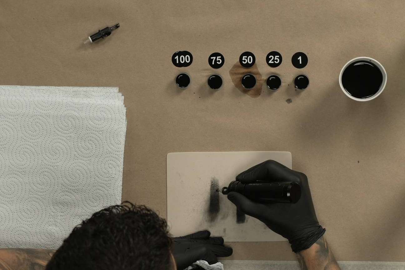 Iniciarse en el arte de tatuar con el curso de tatuaje que ofrece Habbility