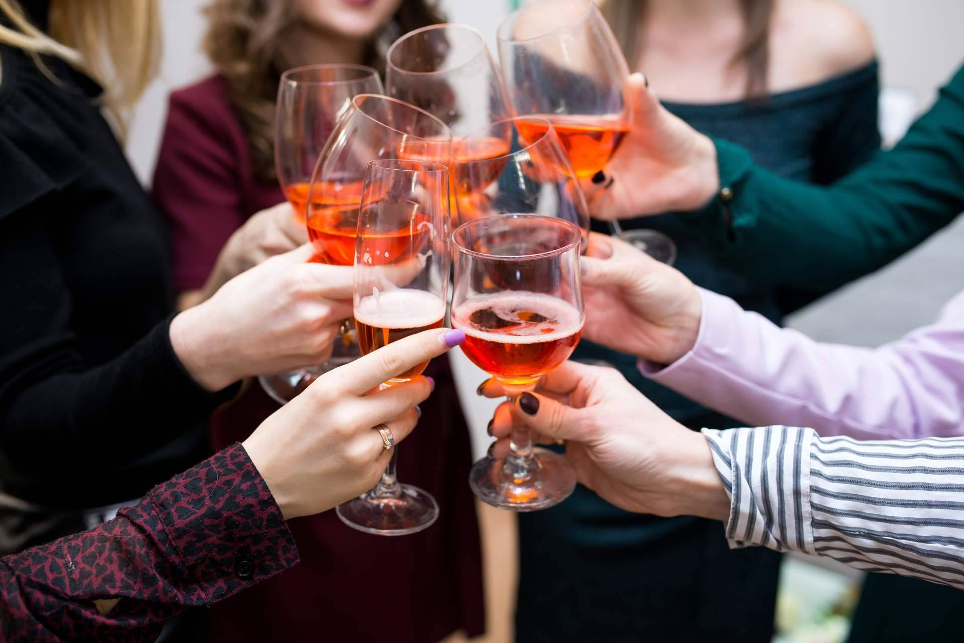 Beneficios de organizar una fiesta de verano para empresas de la mano de Day Off Events