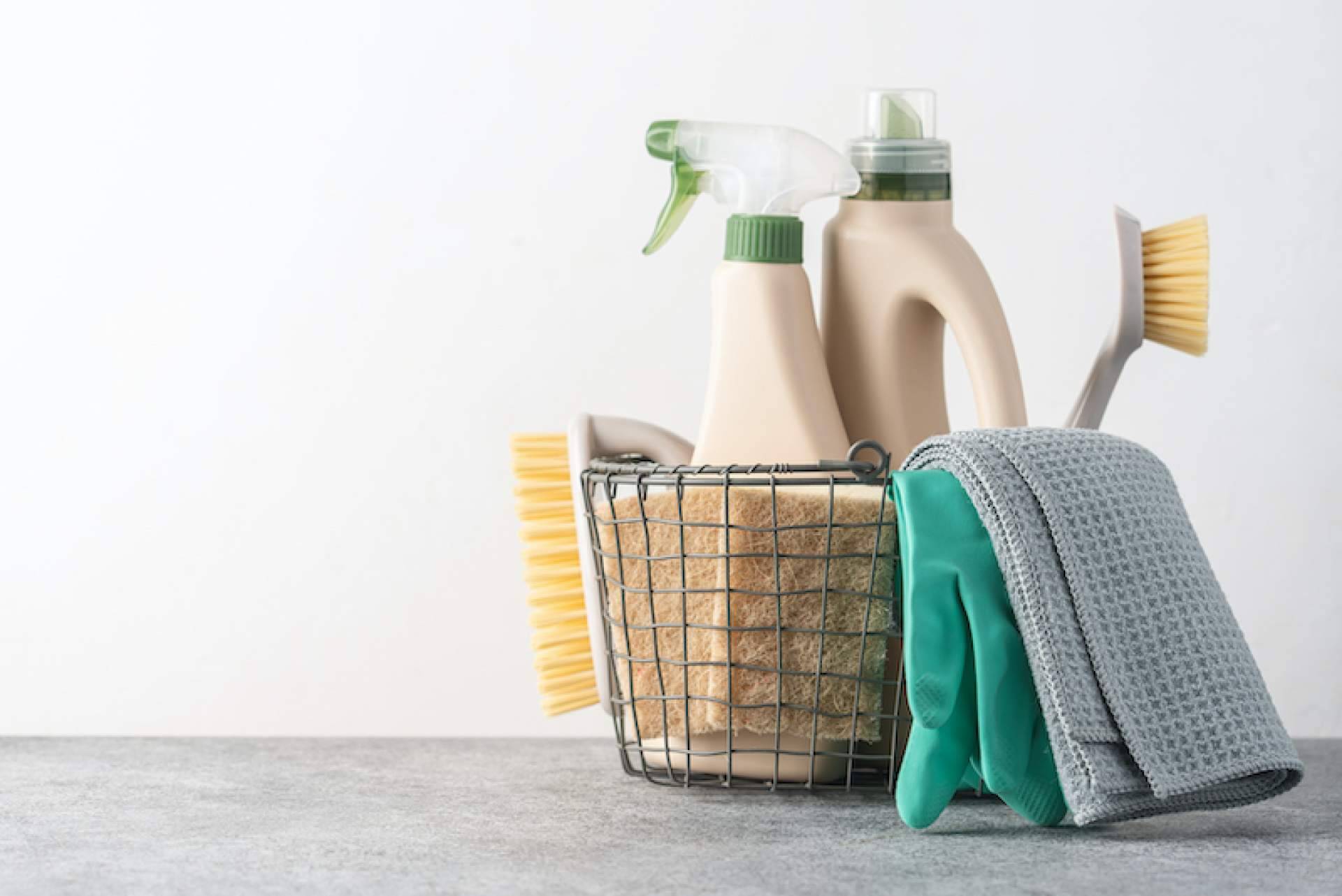 Lusal.es ofrece productos de limpieza online con todos los productos para el cuidado personal y el del hogar