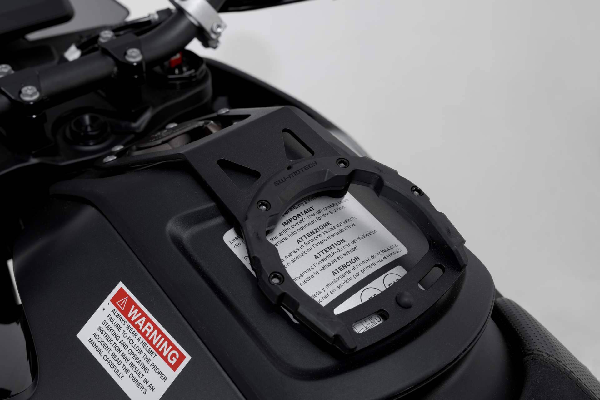 Los productos que permiten llevar equipaje en una moto de manera funcional y segura de la tienda SW-MOTECH