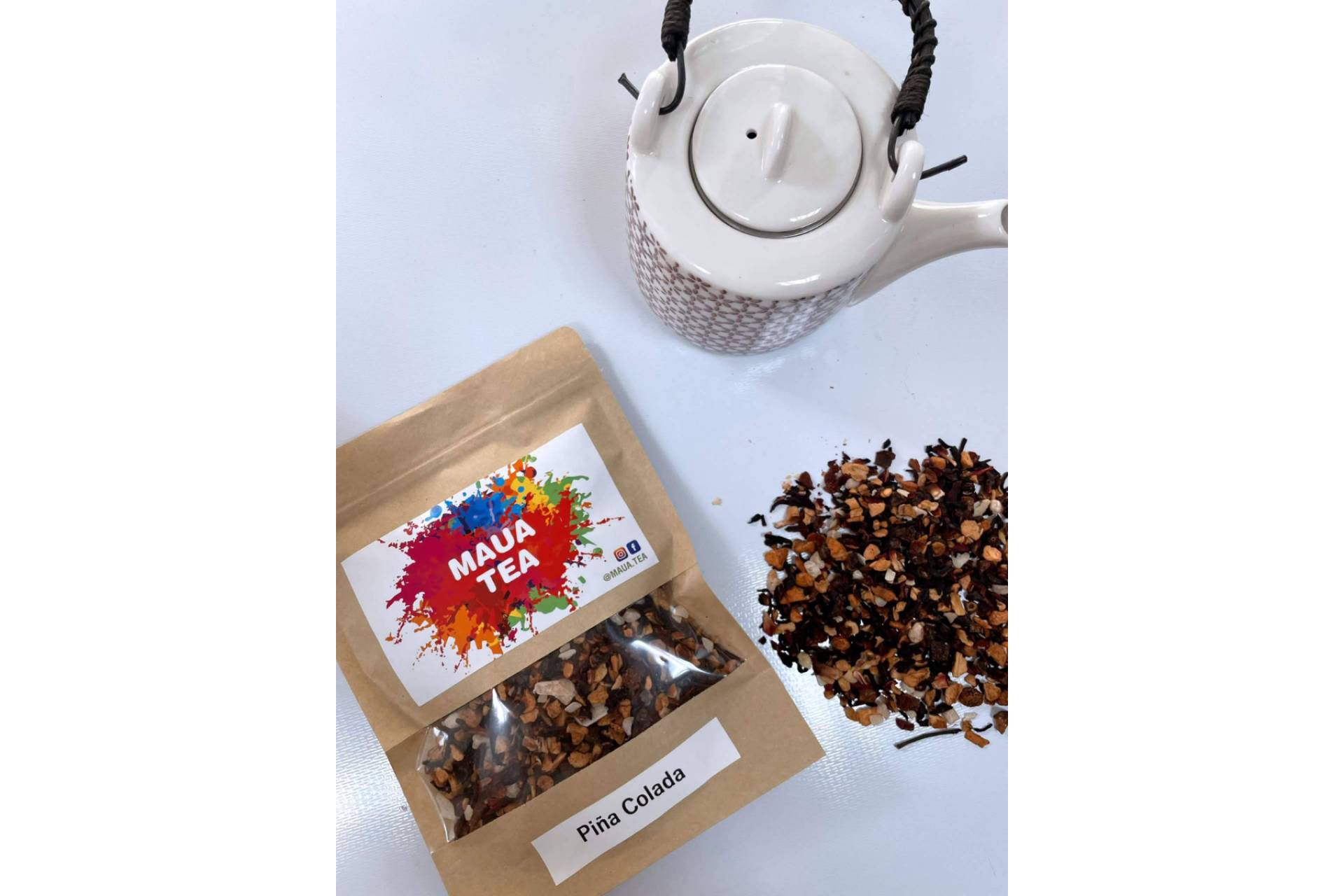 Sebastián, el nutricionista, triunfa con su marca de infusiones y tés Maua Tea