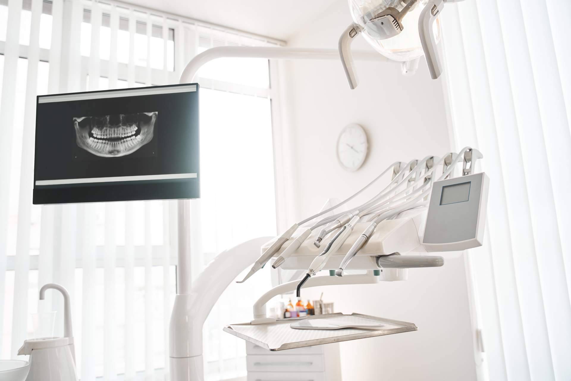 Adquirir aparatología dental online en Star Dent