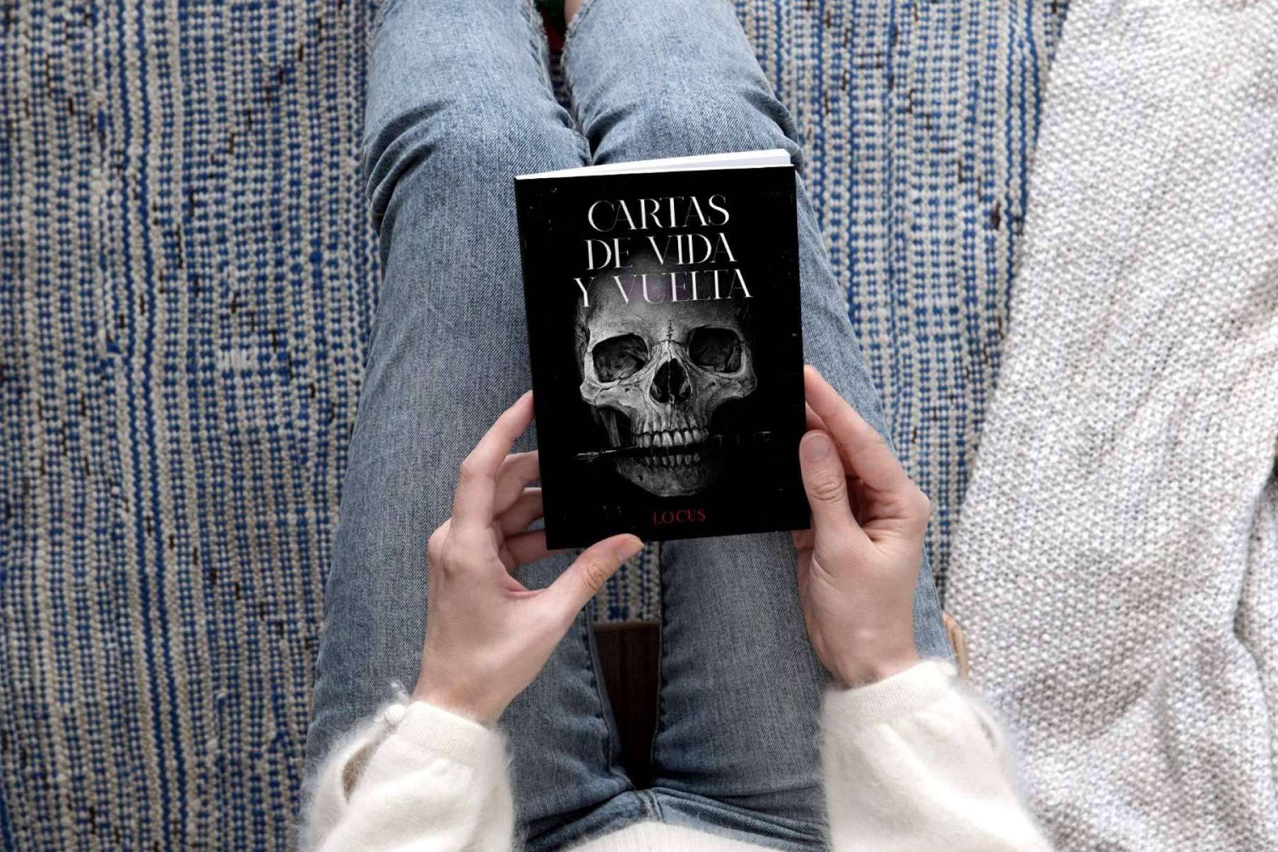 'Cartas de Vida y Vuelta', el libro de Javier Díaz, también conocido como 'Locus'