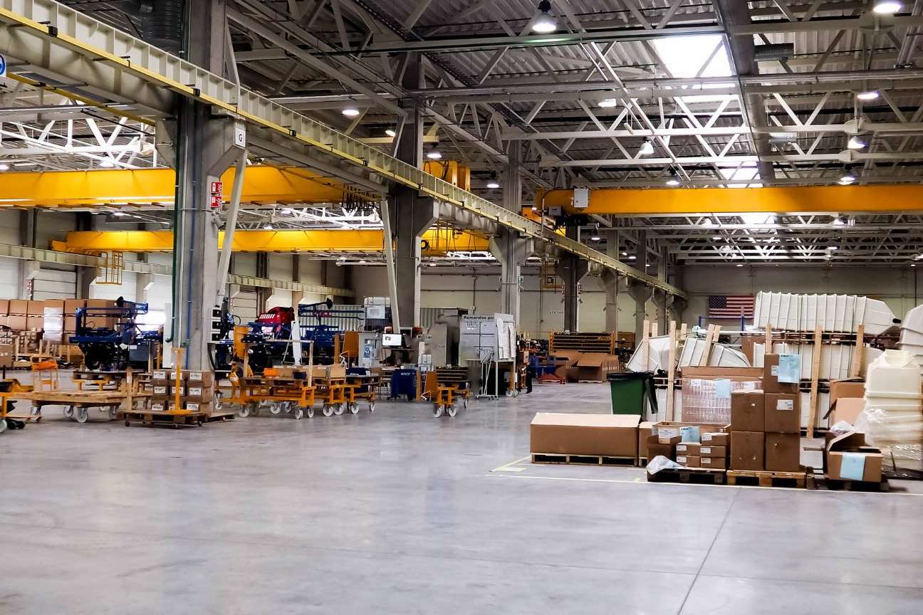 La submarca Naves Industriales Online de Alemany Real Estate cuenta con varias propiedades industriales