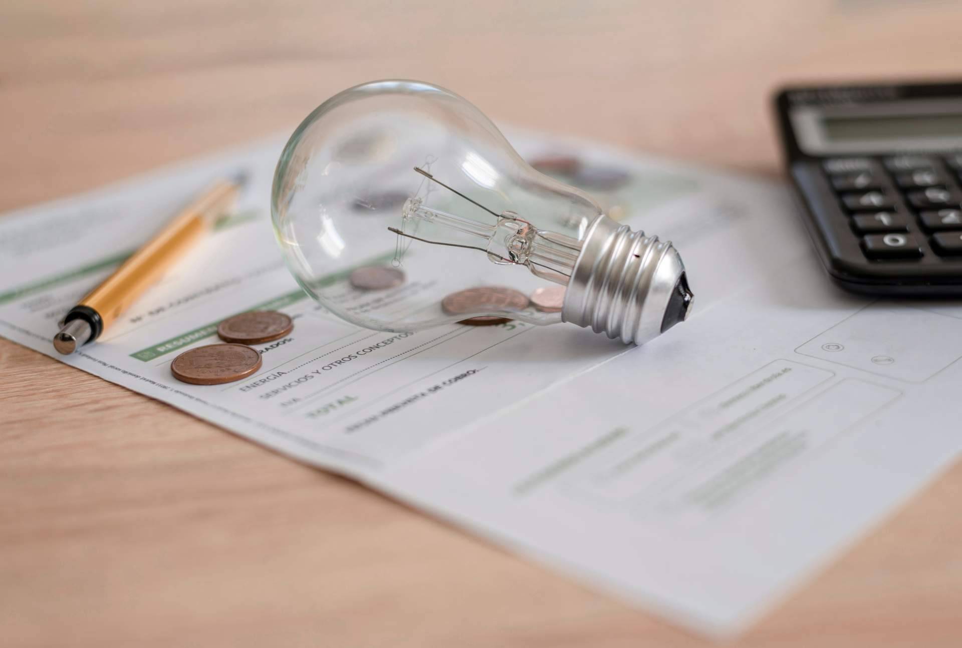 Los consejos de Multienergía Verde para reducir la factura de la luz este verano