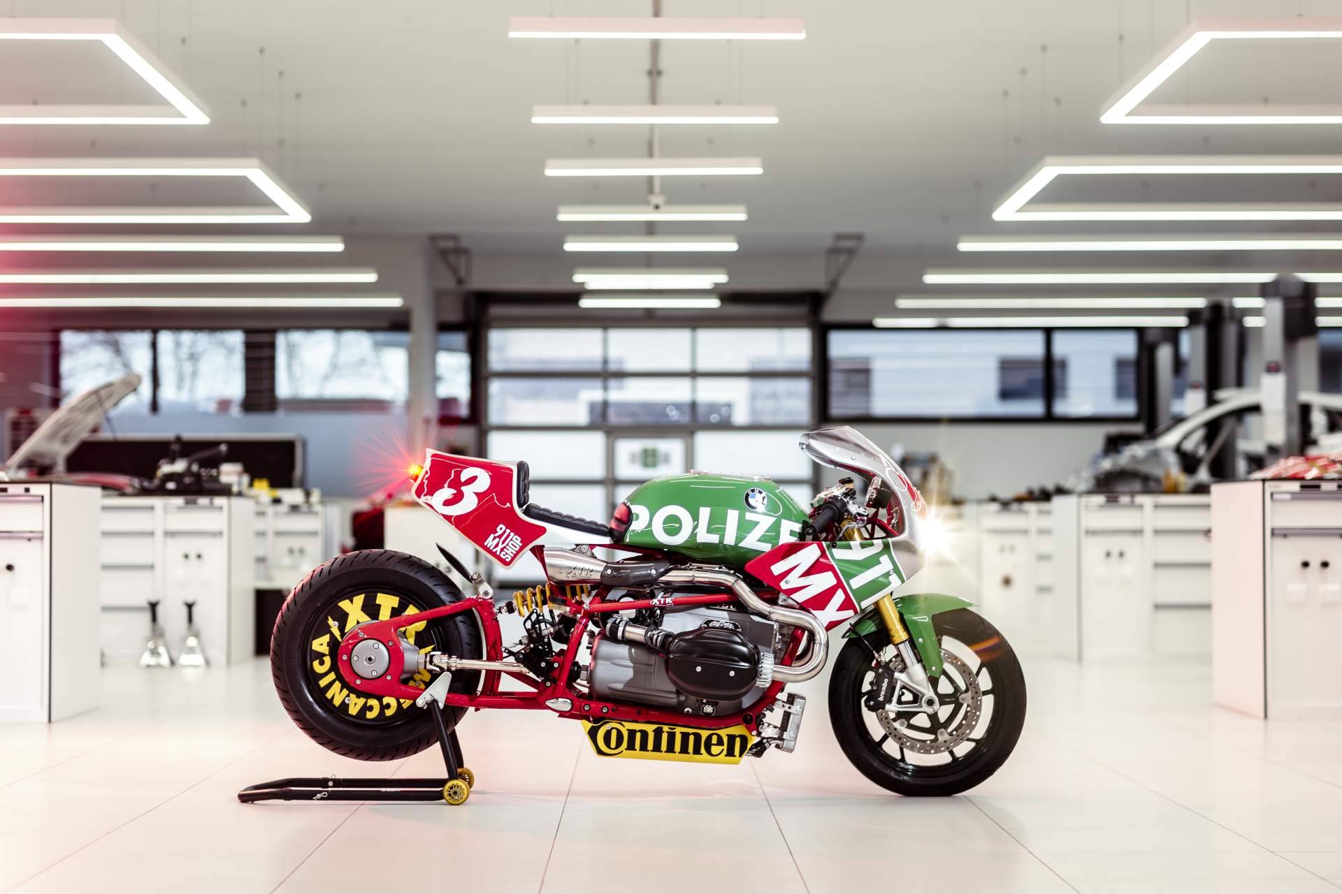 Diseñar la moto ideal en colaboración con 911MX y celebrar el Día del Motorista