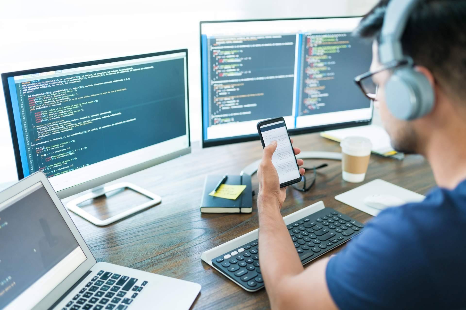 Las ventajas de externalizar los servicios informáticos en la empresa, por Cordero Informáticos