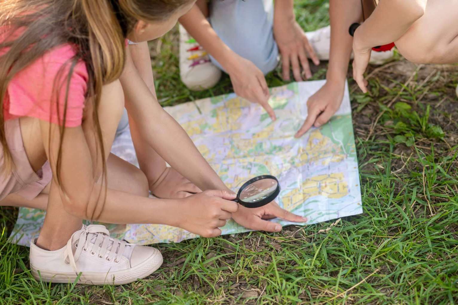 ¿Cuáles son los principales beneficios de los campamentos de verano para niños y jóvenes?, por Aula Joven