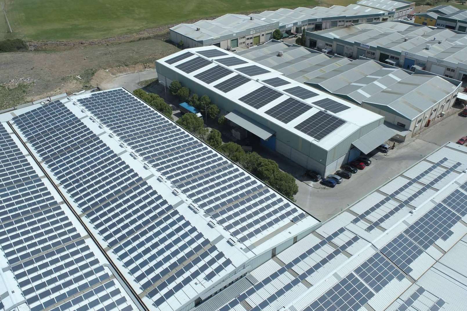 La compañía toledana Top Form apuesta por el autoconsumo de la mano de E4e Soluciones