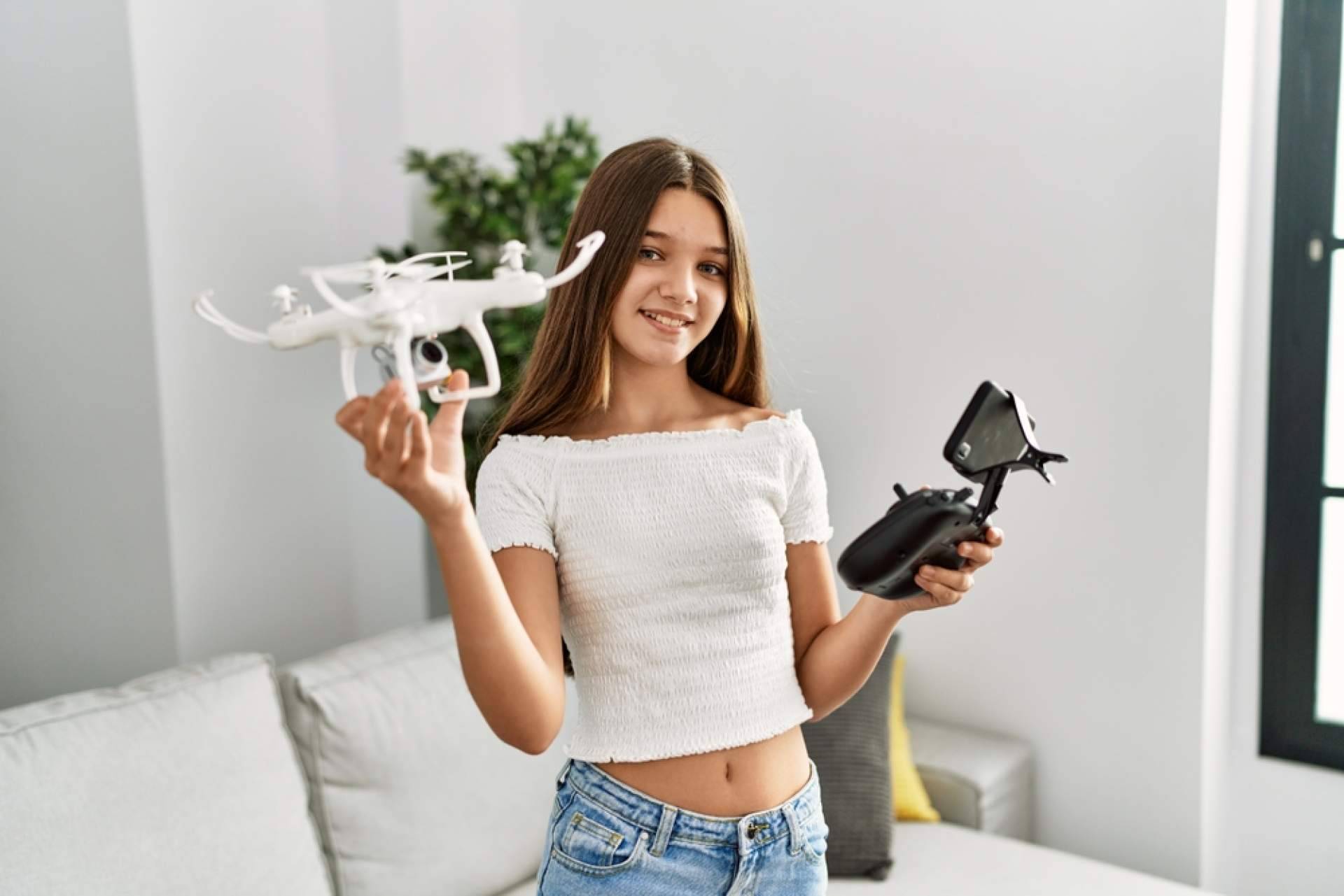 ¿Qué beneficios aportan los drones para niños?, de la mano de What The Quad