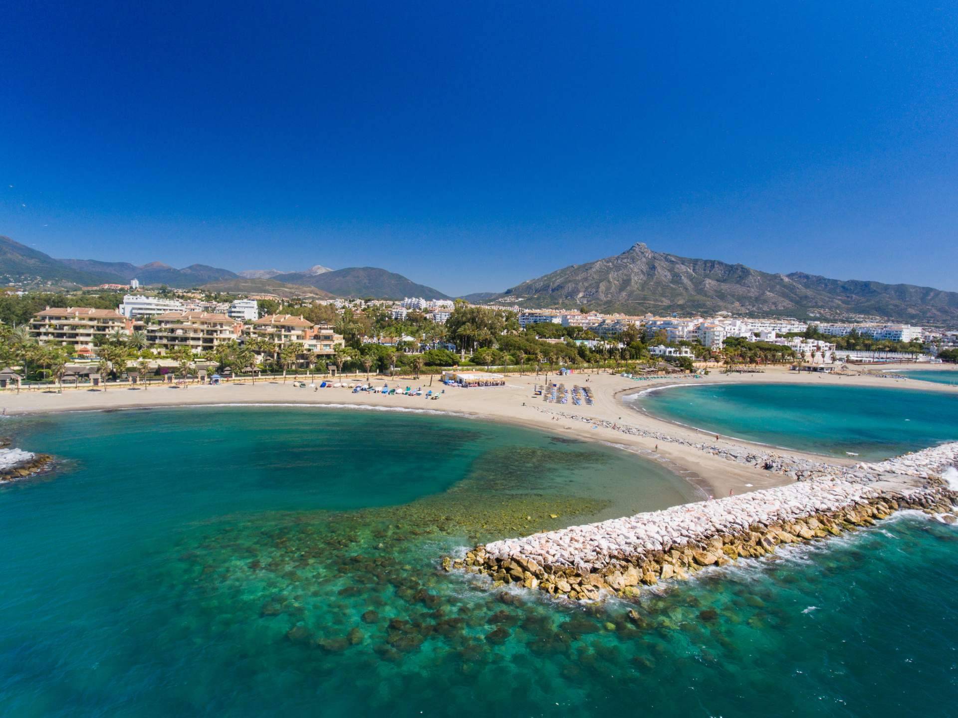 Casas en Marbella, la ciudad con diversidad cultural y prestigiosos centros educativos