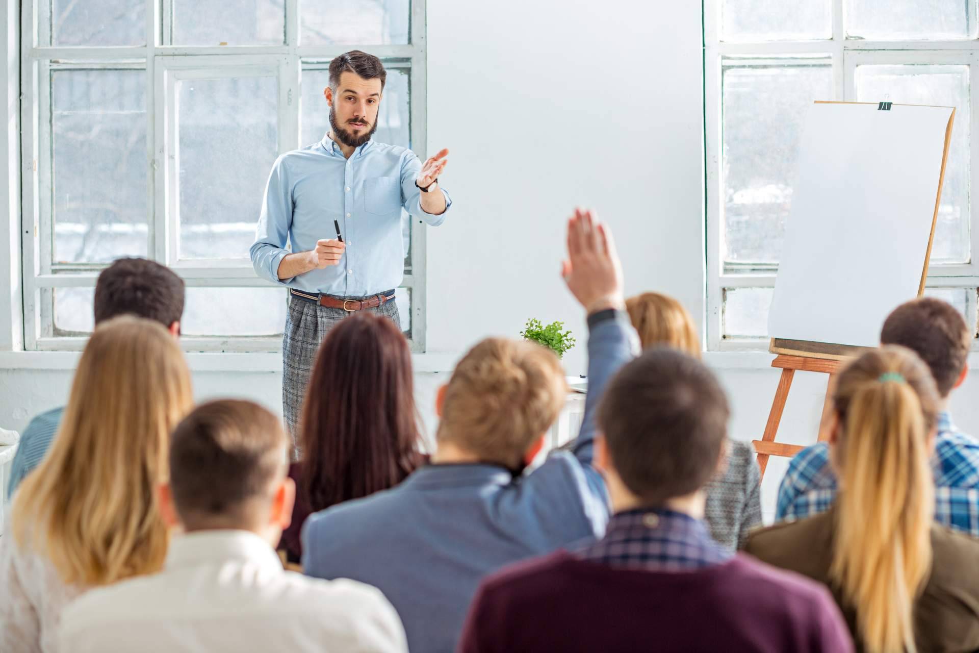 Los programas ejecutivos para ampliar una especialización de Constanza Business & Protocol School