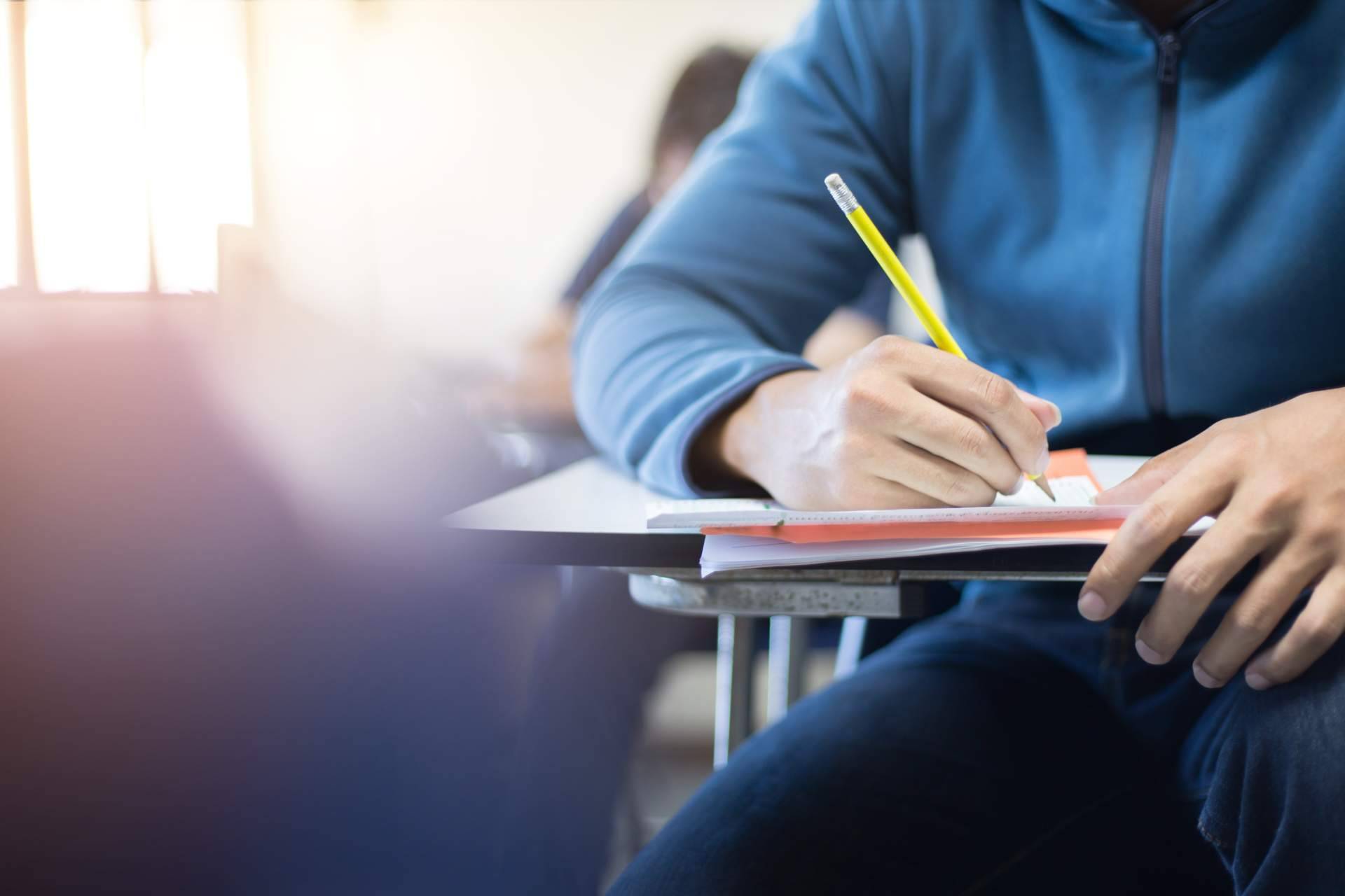 Los 10 consejos para aprobar una oposición tipo test y aprovechar las abundantes plazas de empleo público
