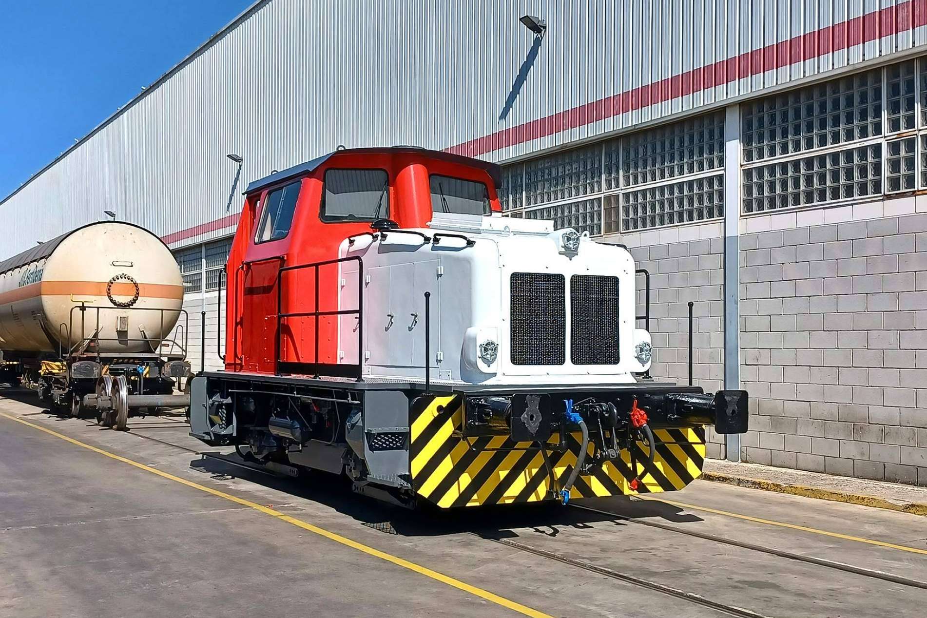 Fundación del Patrimonio Ferroviario, responsable de la restauración de una histórica locomotora de REPSOL