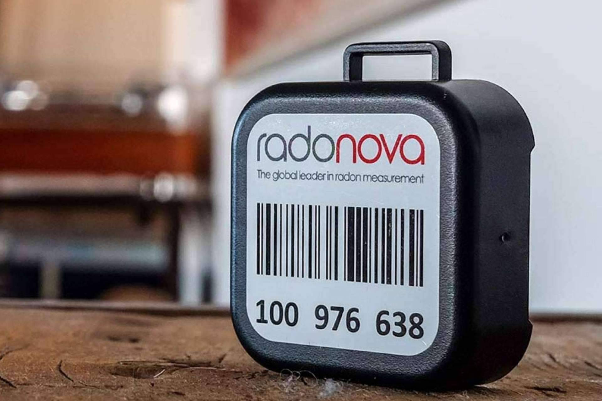 Diferencia entre medida de radón de larga y de corta exposición